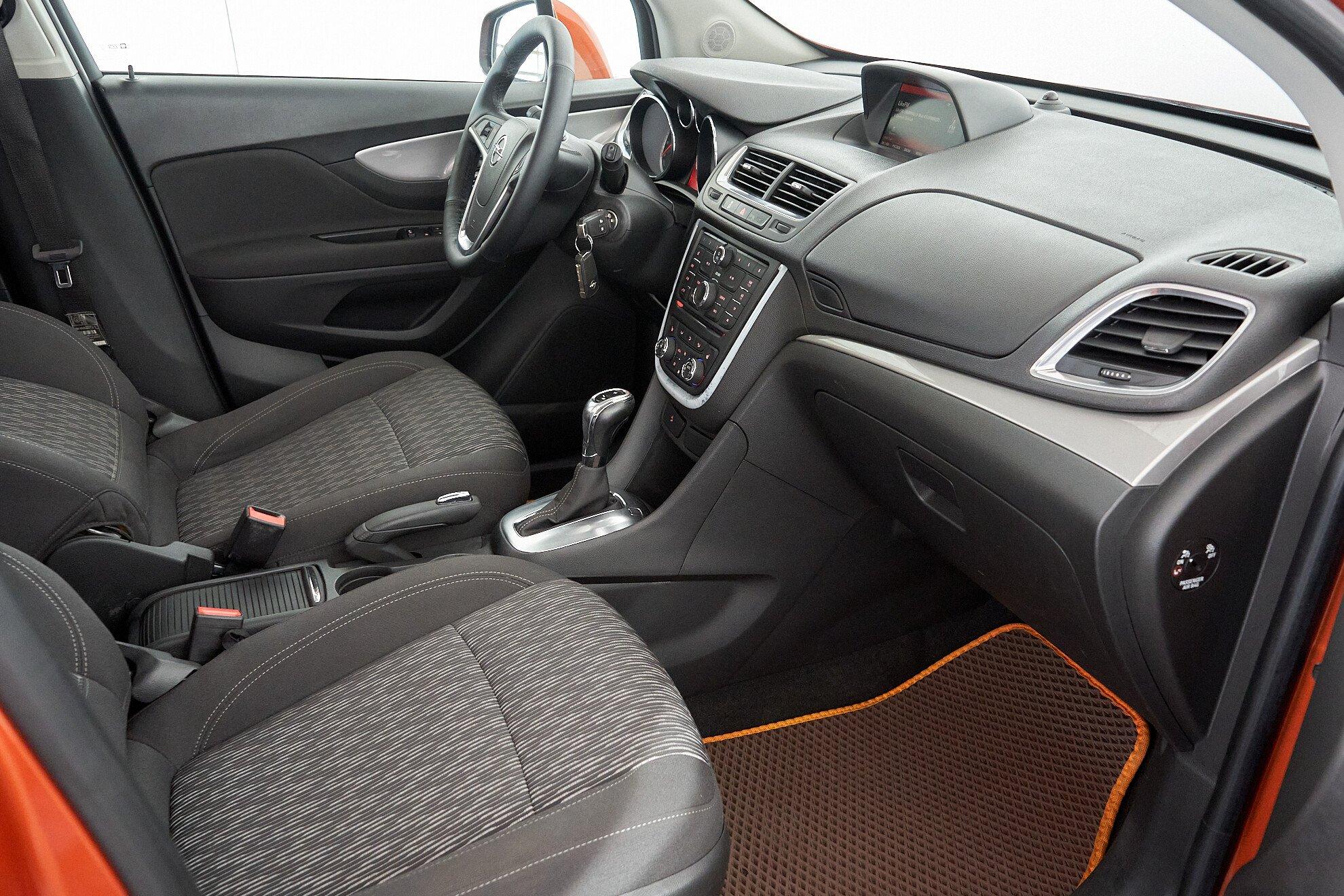 Opel Mokka 2014, оранжевый