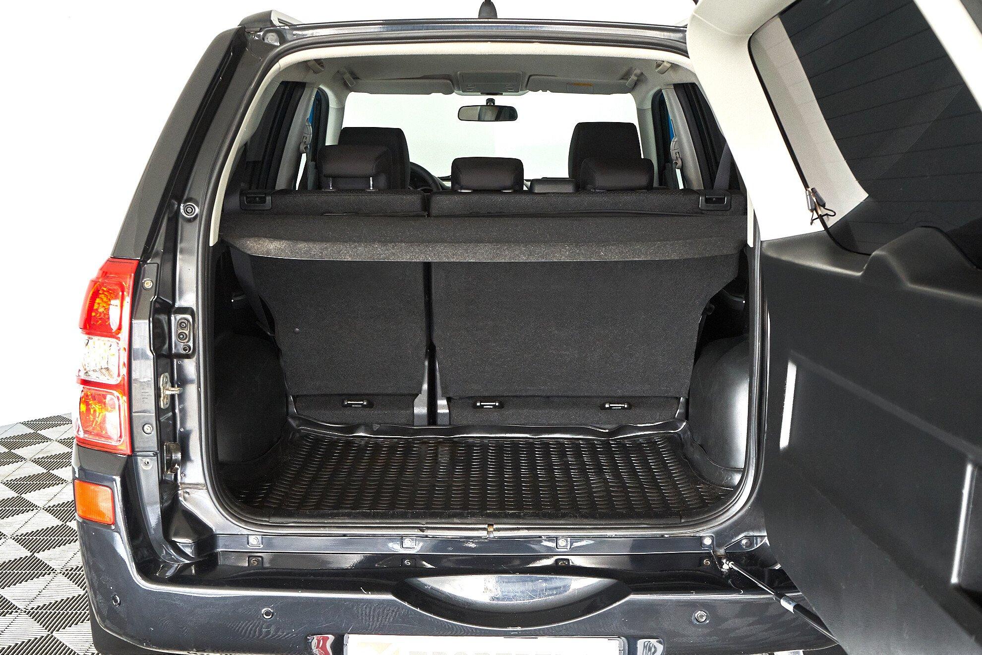 Suzuki Grand Vitara 2011, черный