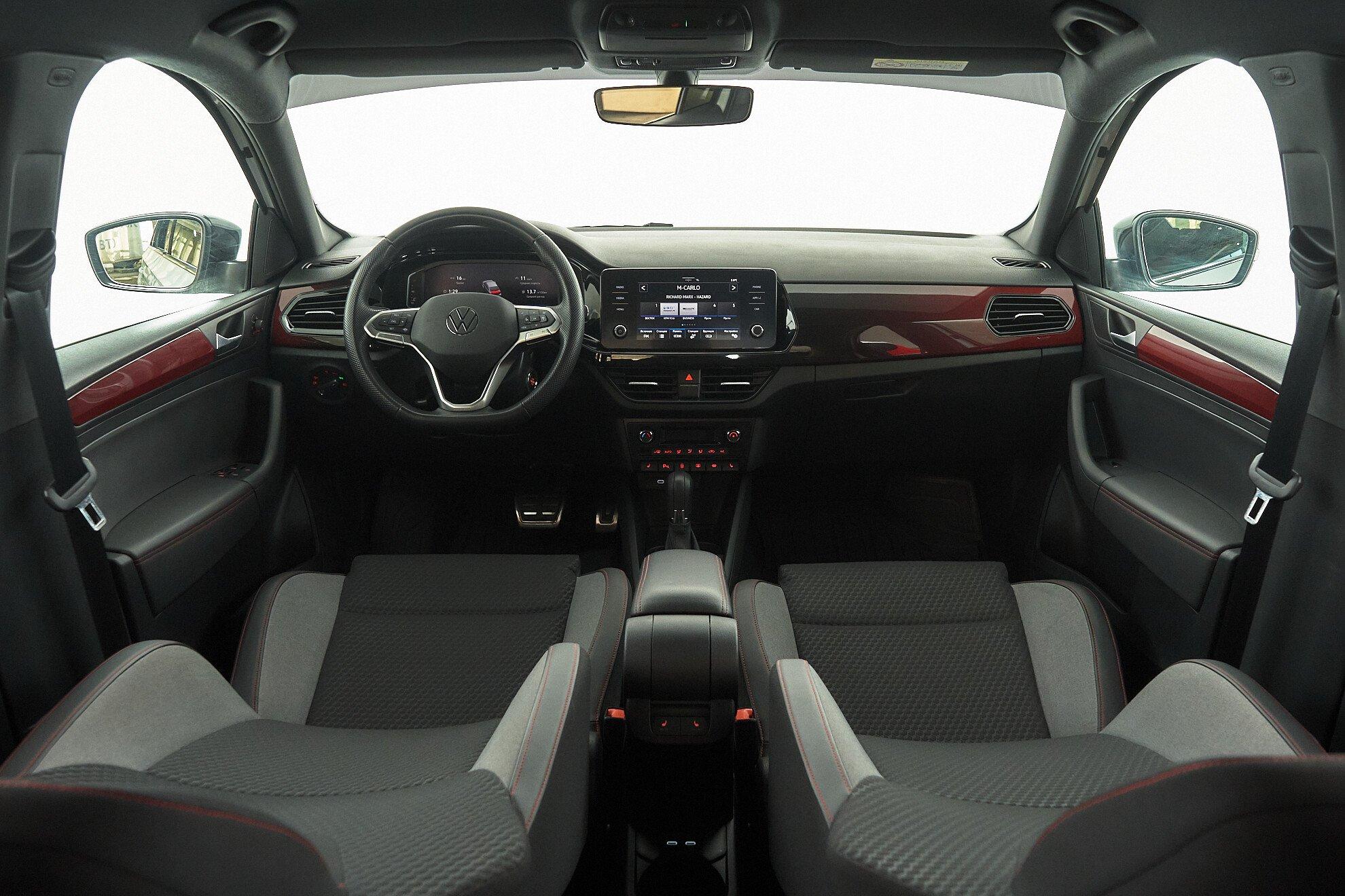 Volkswagen Polo 2021, белый