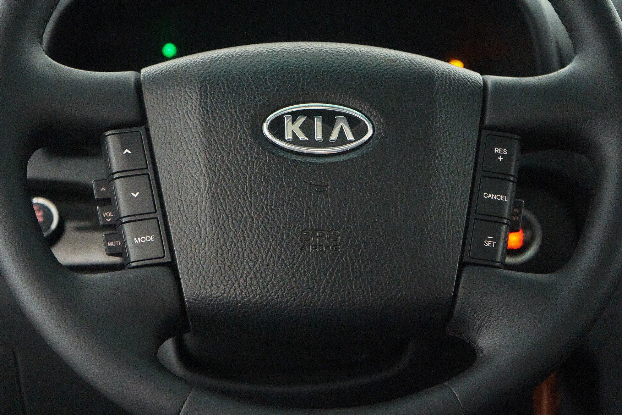 Kia Mohave 2010, бежевый