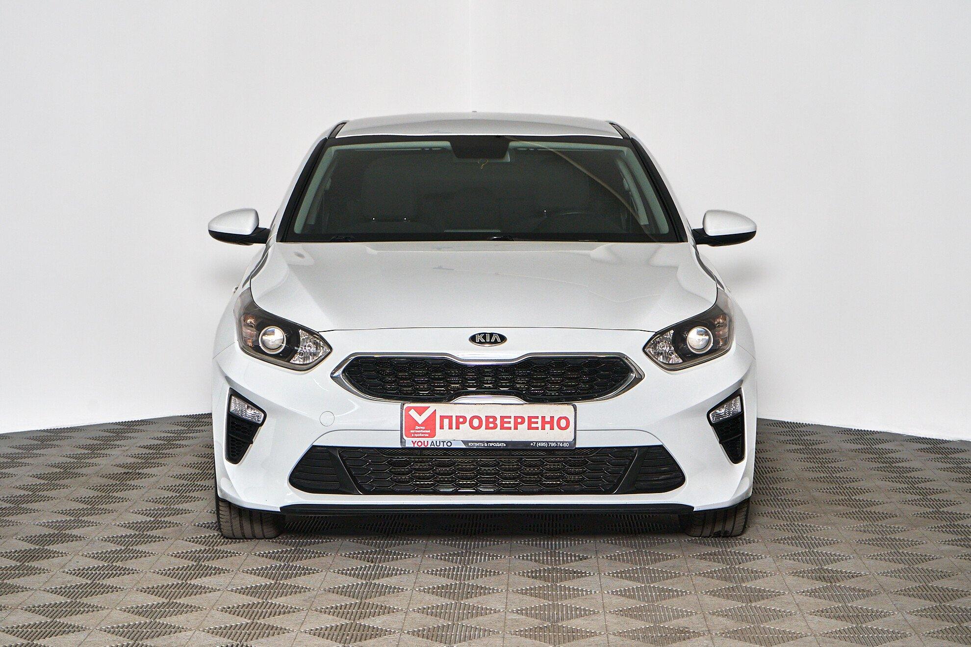 Kia Ceed 2018, белый