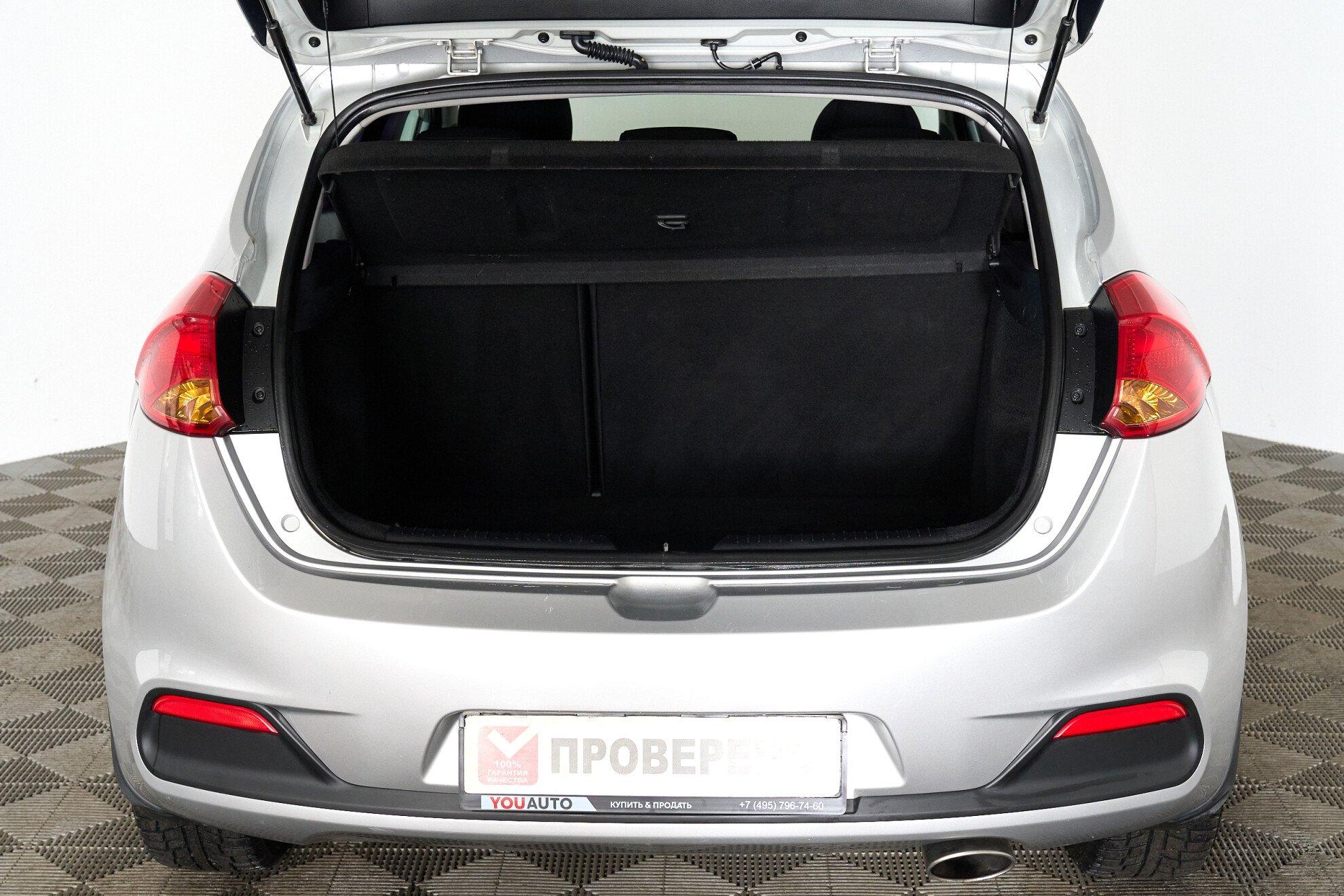 Kia Ceed 2012, серебряный