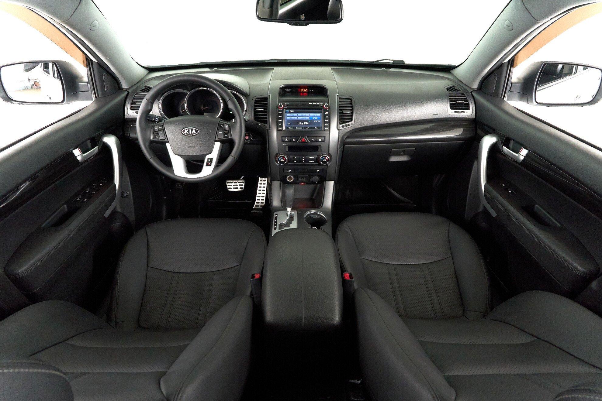 Kia Sorento 2011, белый