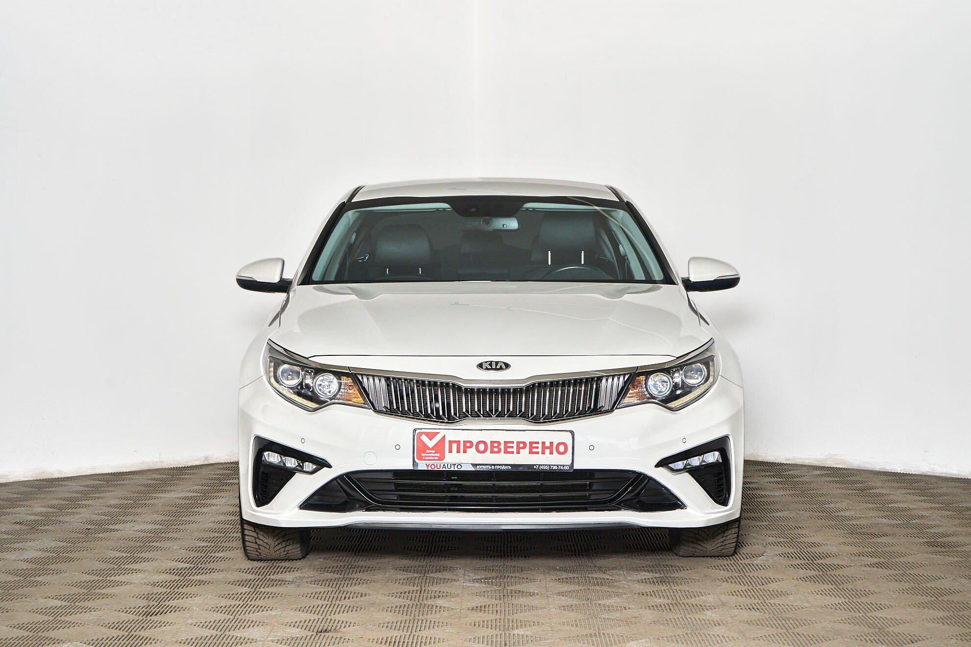 Kia Optima 2018, белый