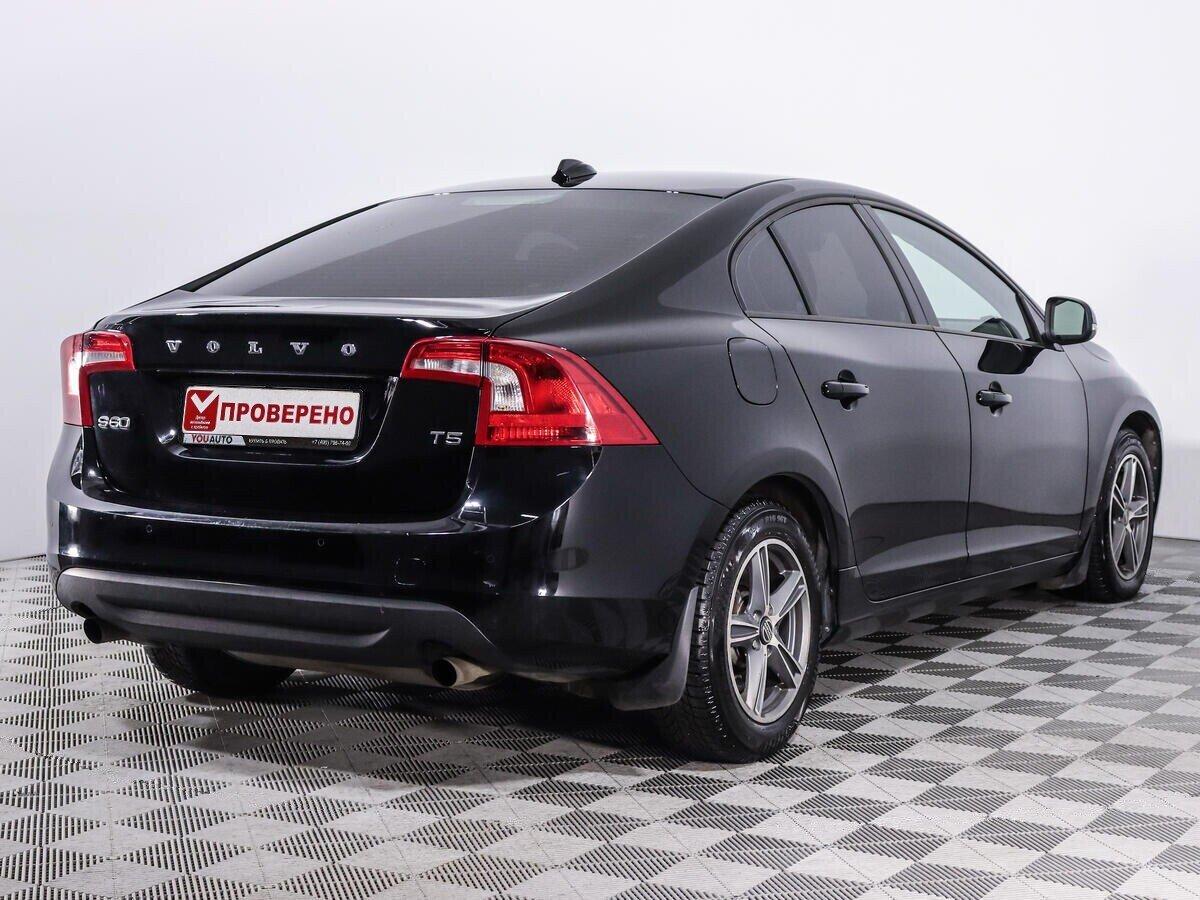 Volvo S60 2011, черный
