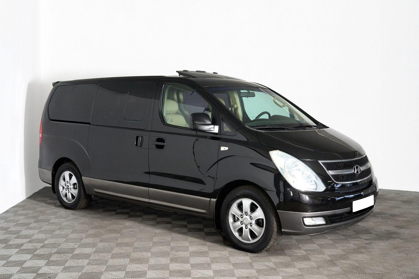 Hyundai Grand Starex 2012, черный