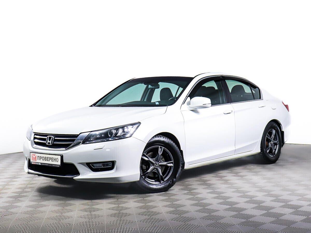Honda Accord 2014, белый