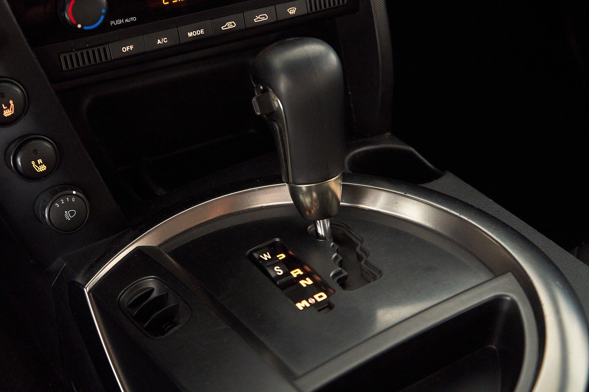 SsangYong Kyron 2012, черный