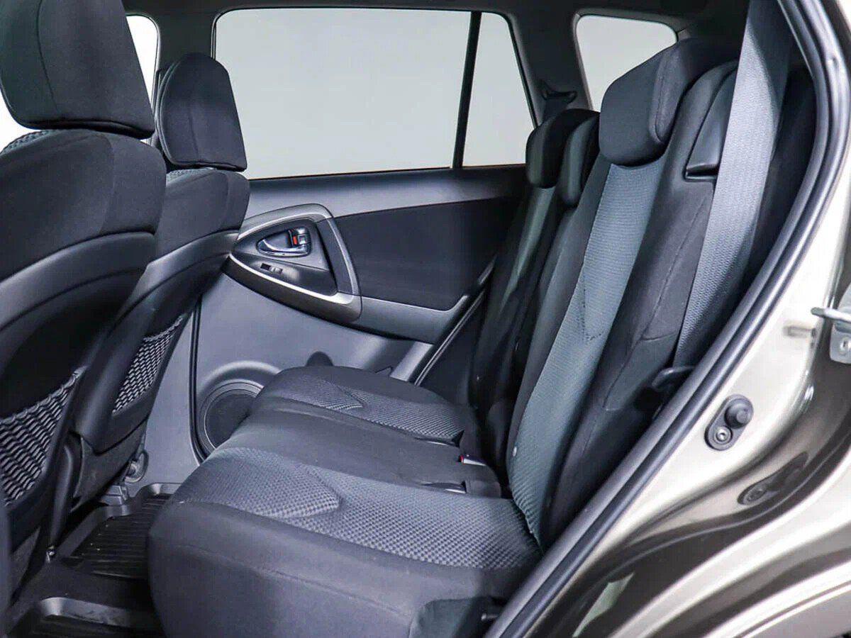 Toyota RAV4 2012, коричневый
