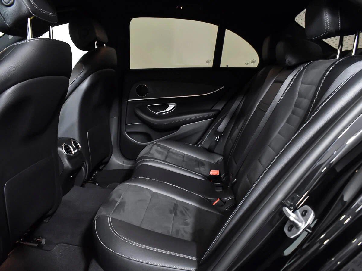 Mercedes-Benz E-Класс 2016, черный