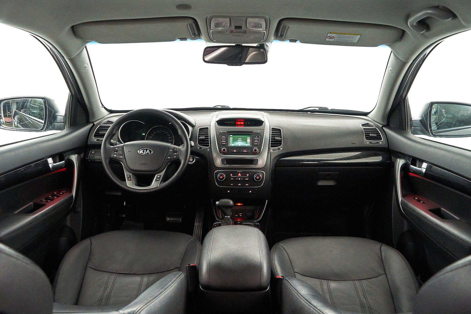 Kia Sorento 2019, серый