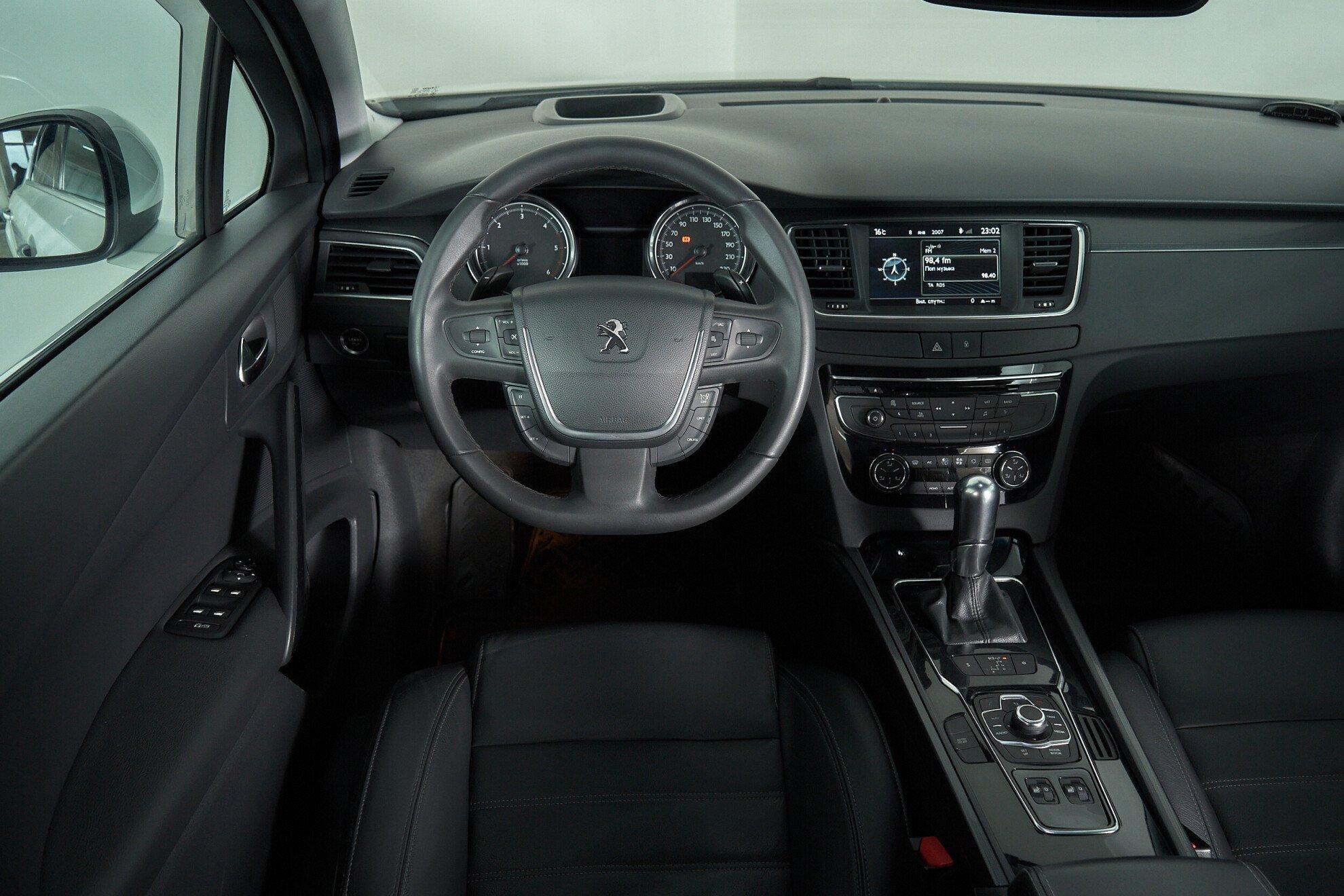 Peugeot 508 2013, белый