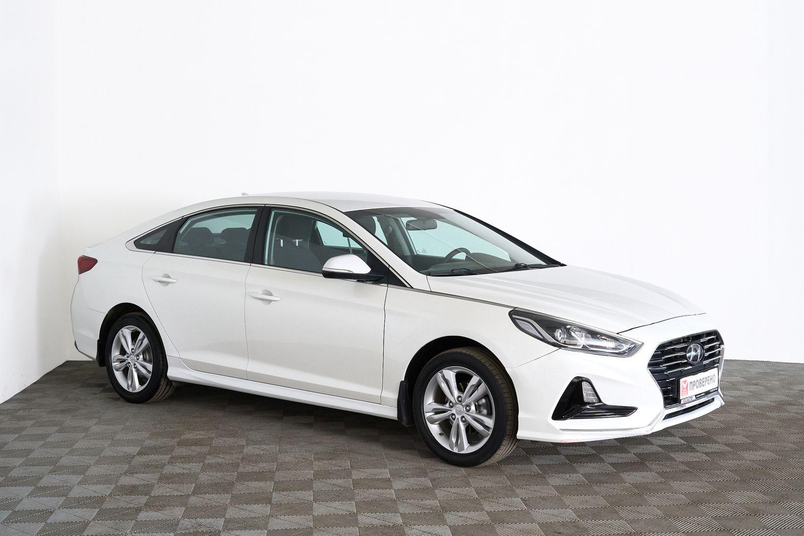 Hyundai Sonata 2017, белый