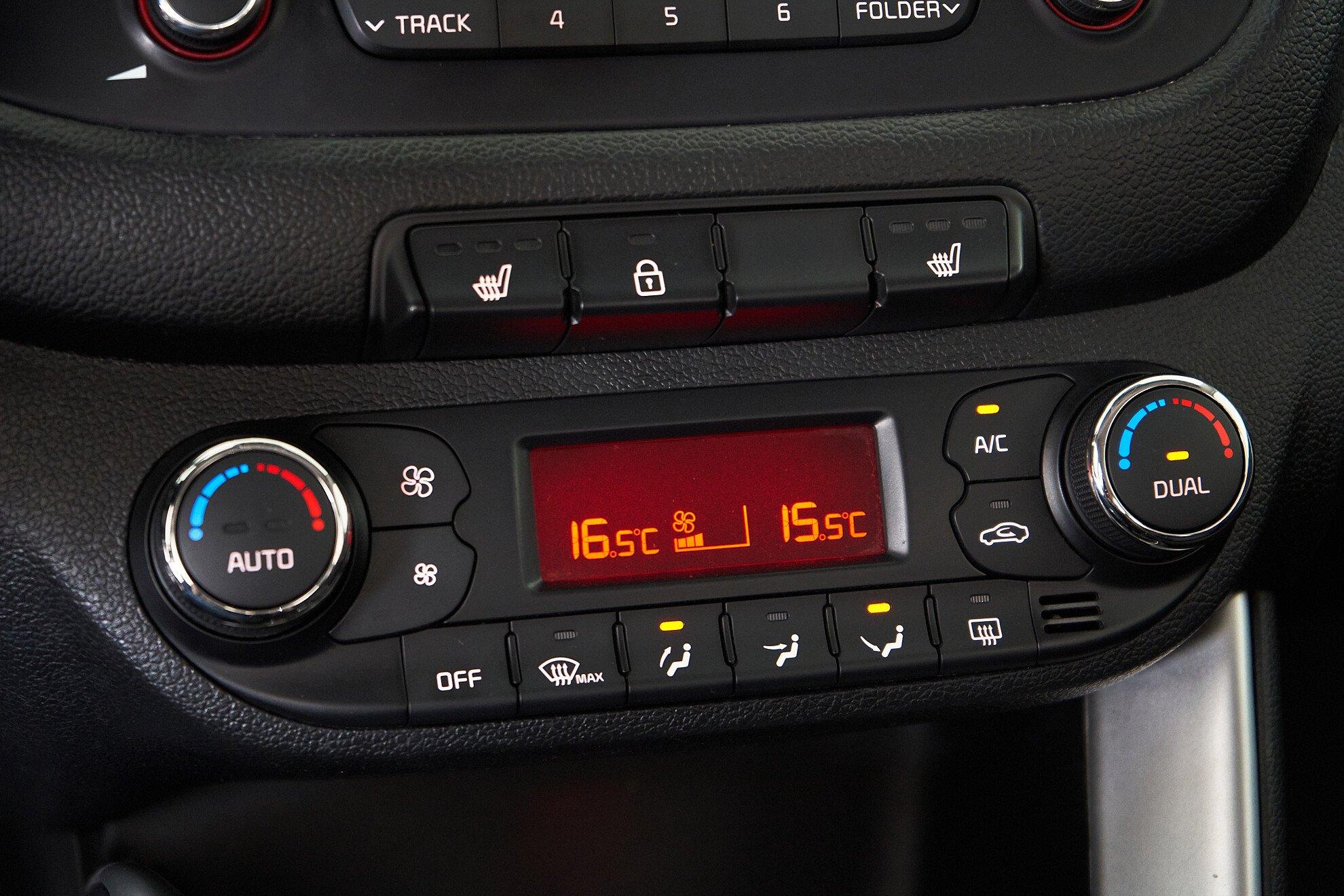 Kia Ceed 2018, белый