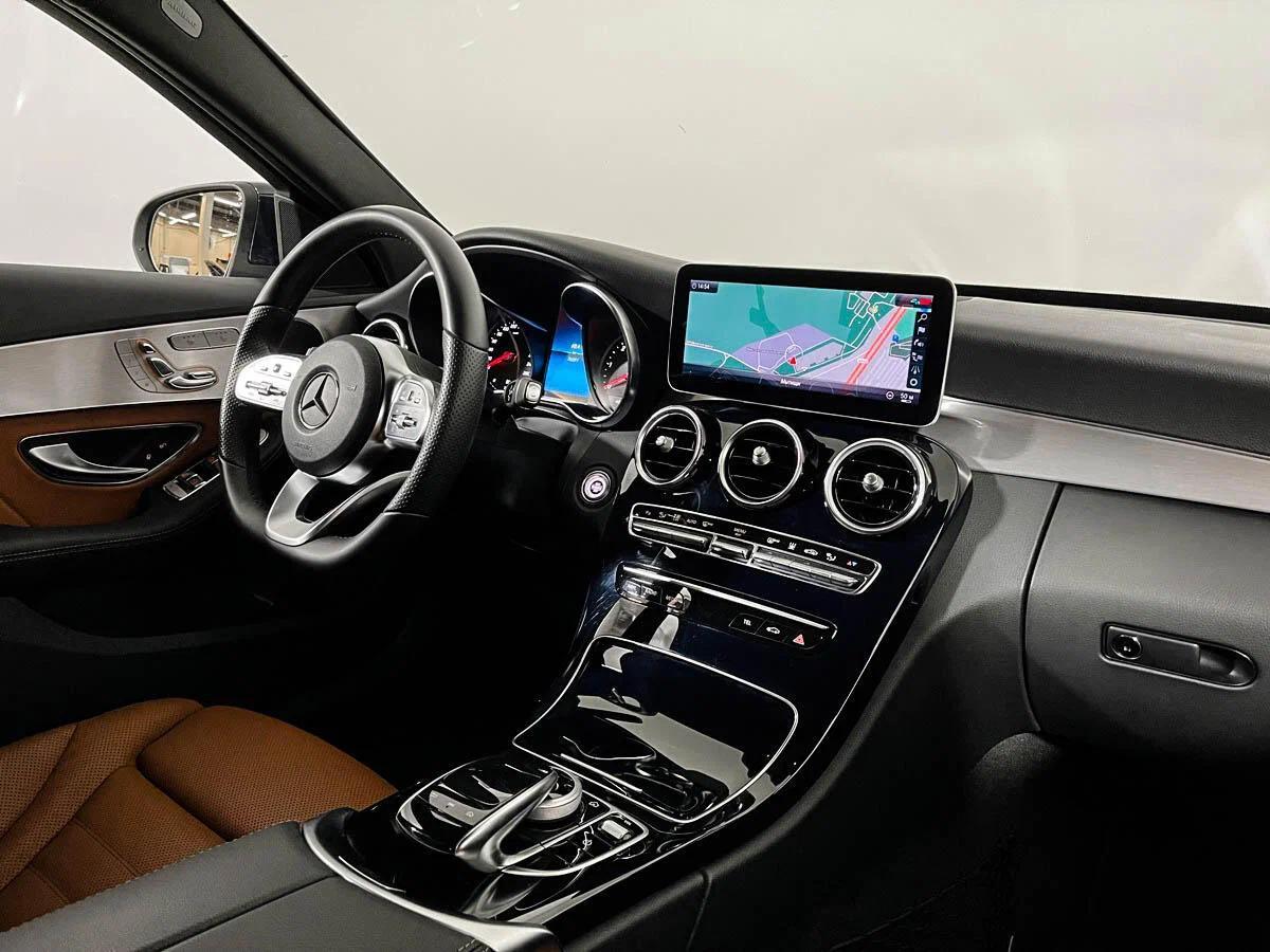Mercedes-Benz C-Класс 2018, синий
