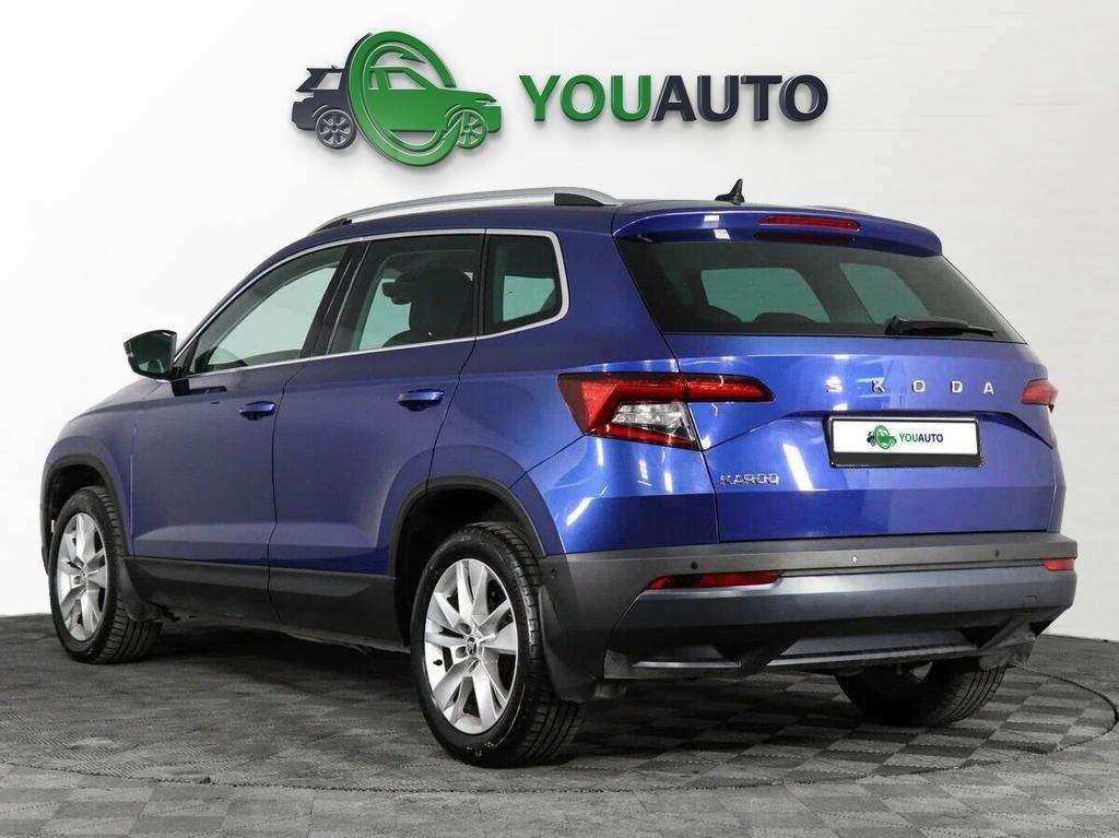 Skoda Karoq 2021, синий