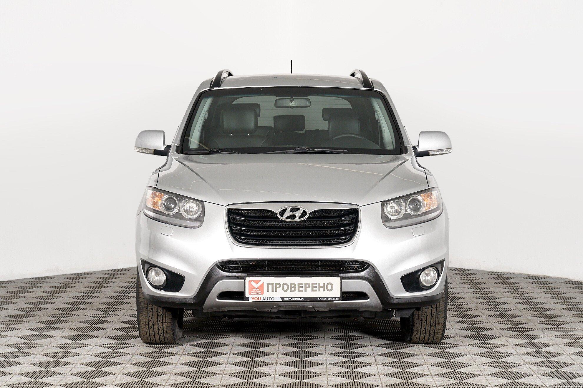 Hyundai Santa Fe 2011, серебряный