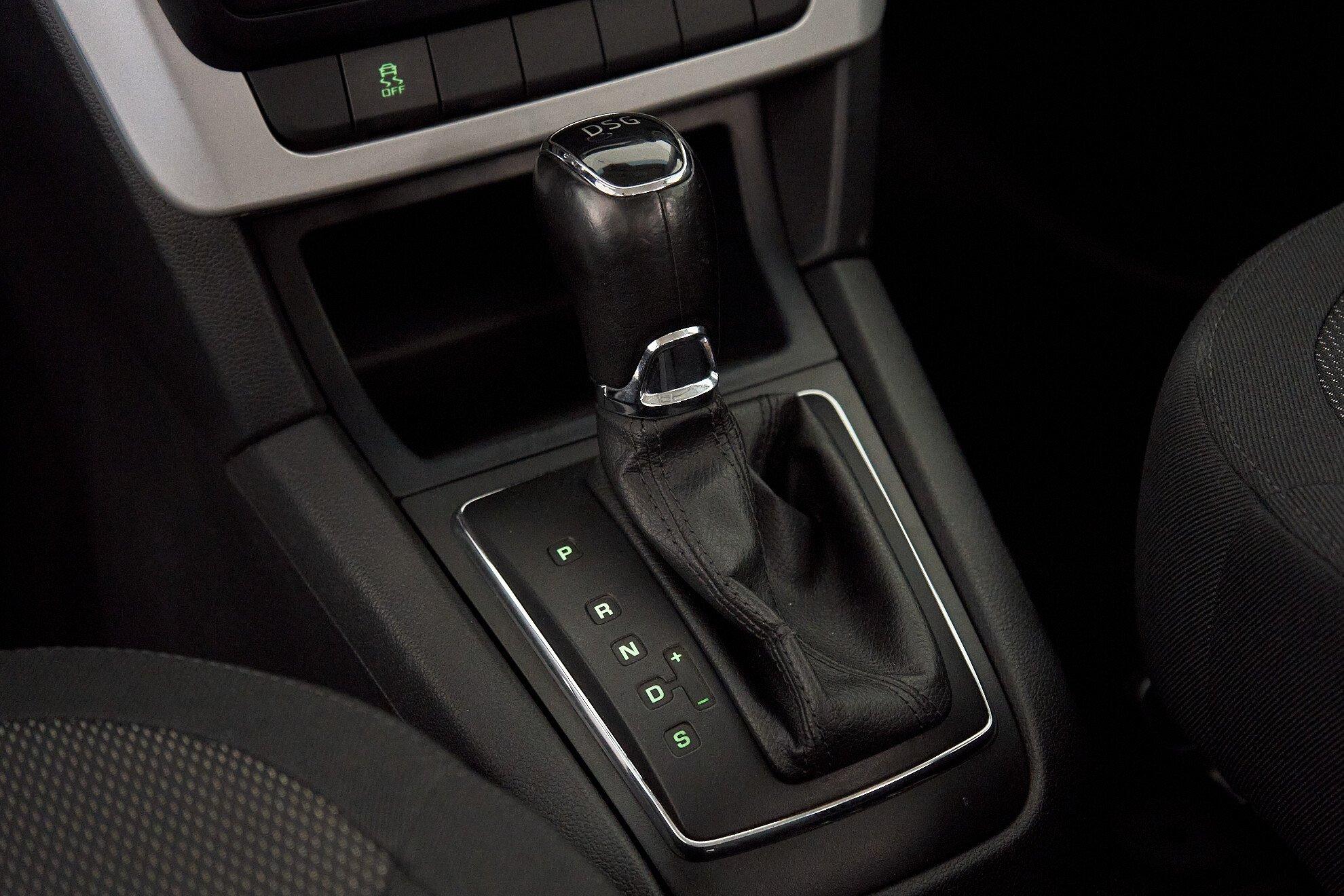 Skoda Yeti 2013, серебряный