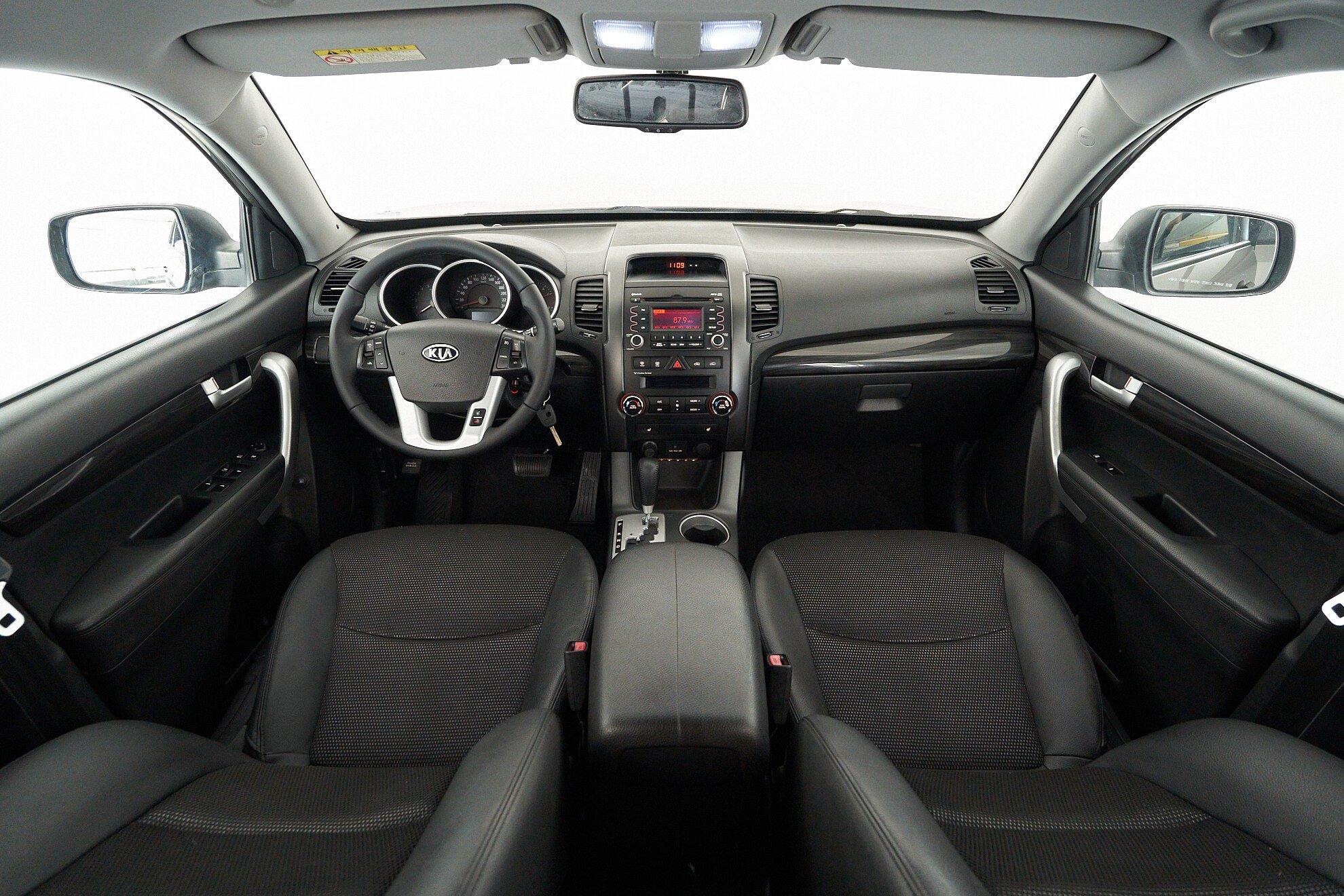 Kia Sorento 2010, серый