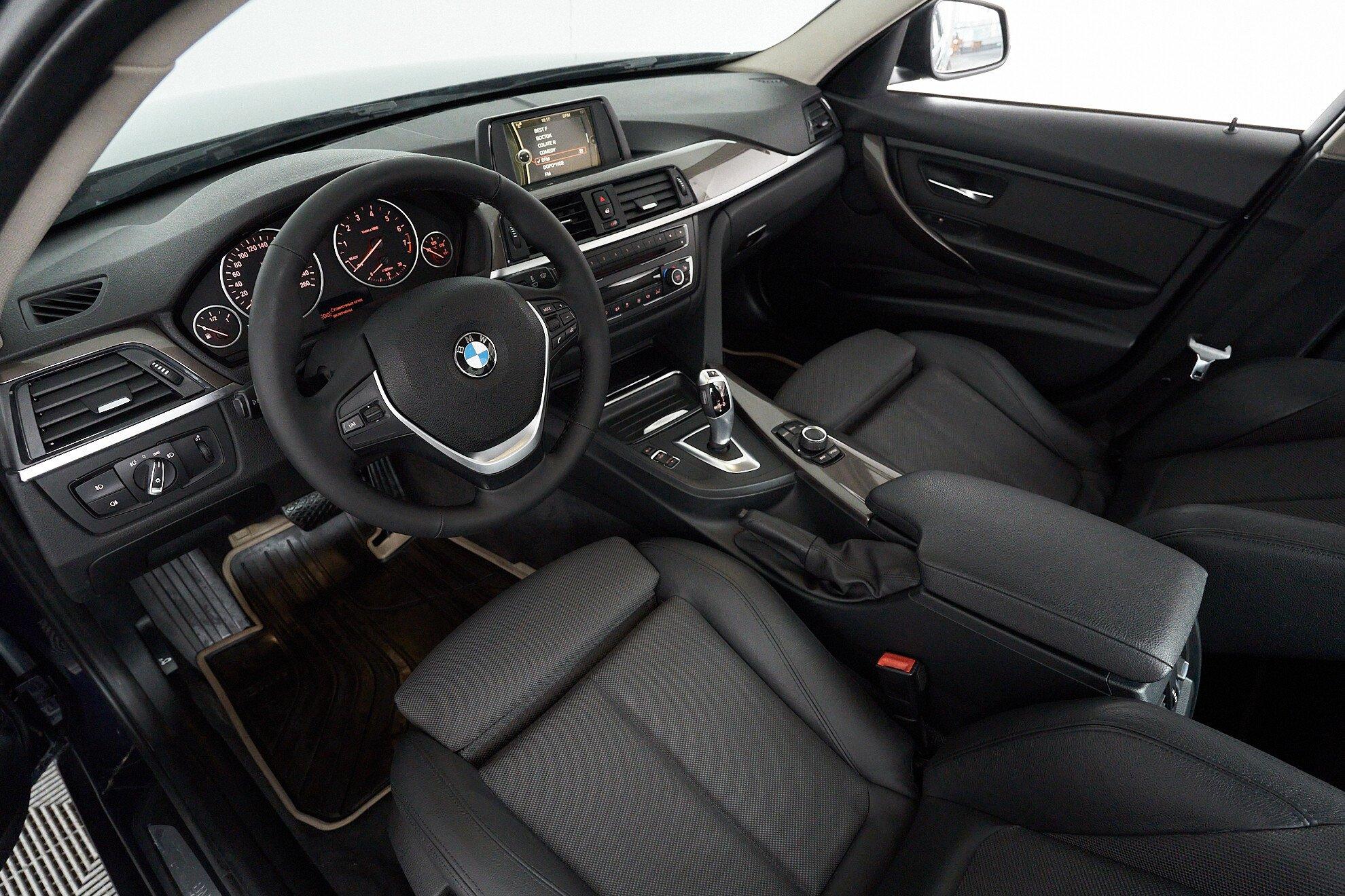 BMW 3 серии 2014, синий