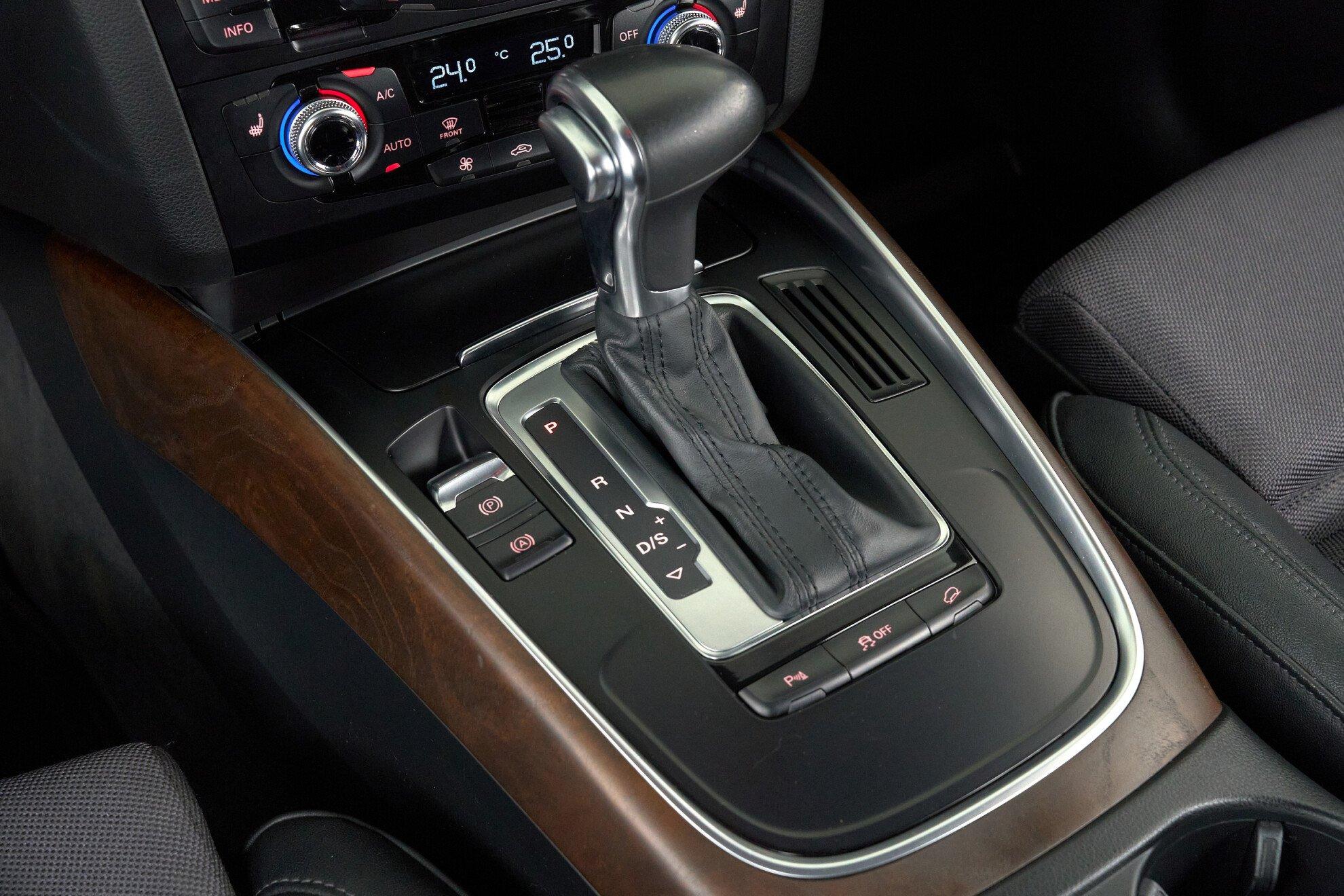 Audi Q5 2014, белый