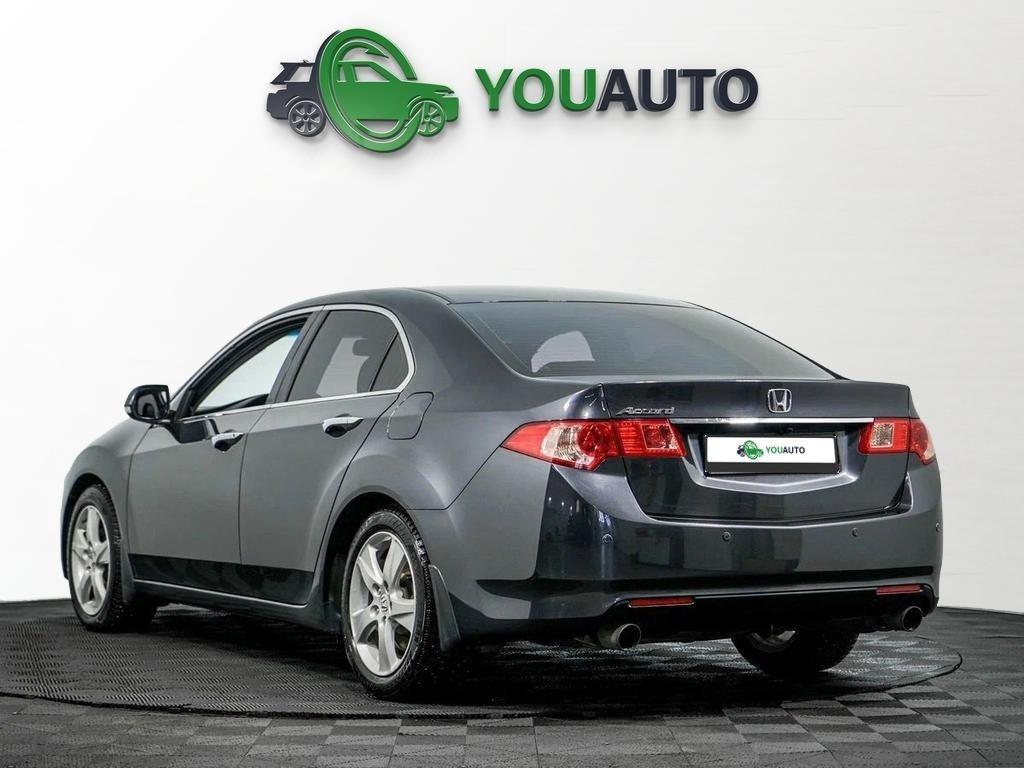 Honda Accord 2011, серый