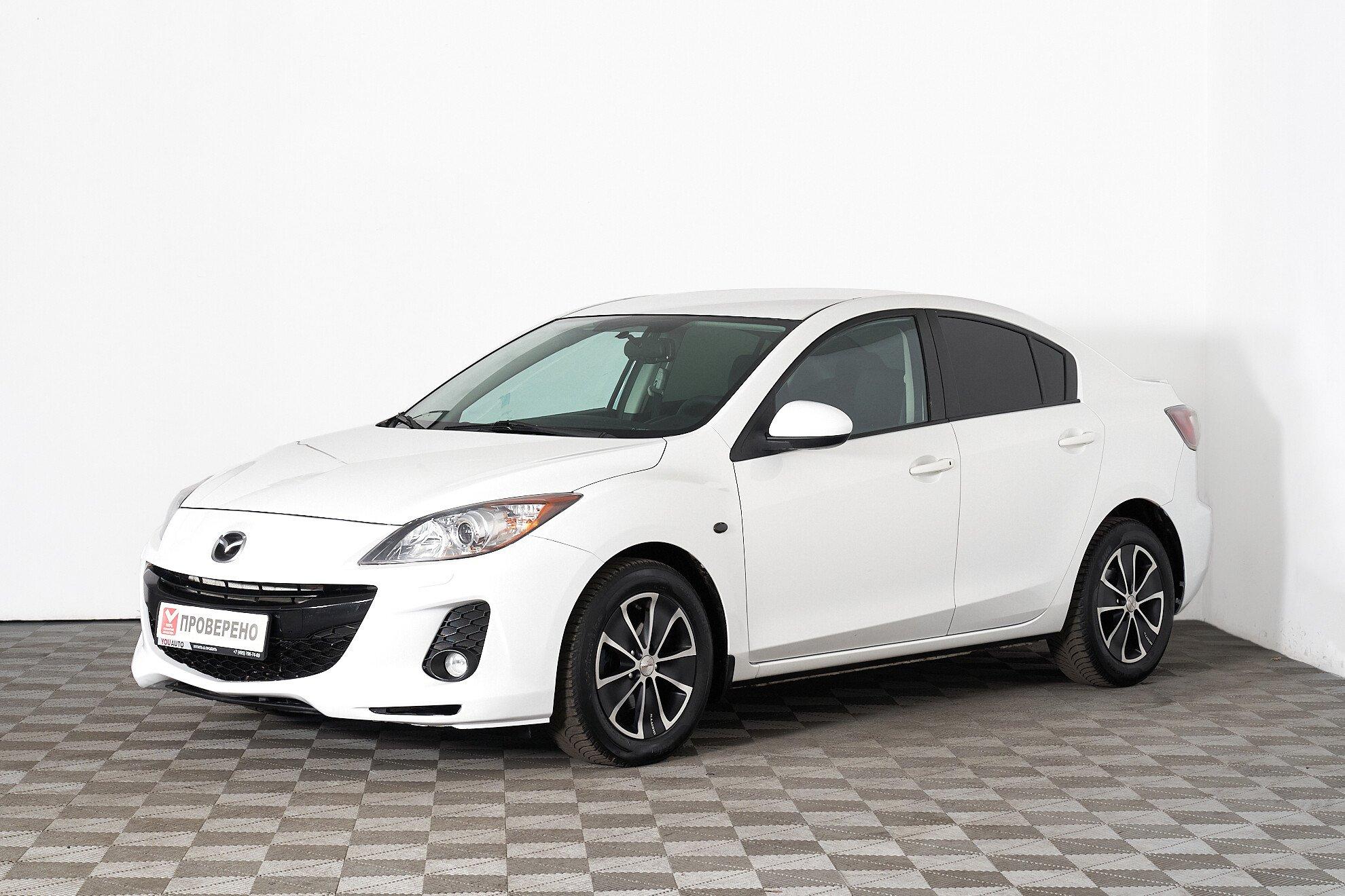 Mazda 3 2013, белый