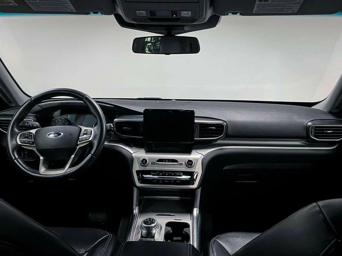 Ford Explorer 2020, черный