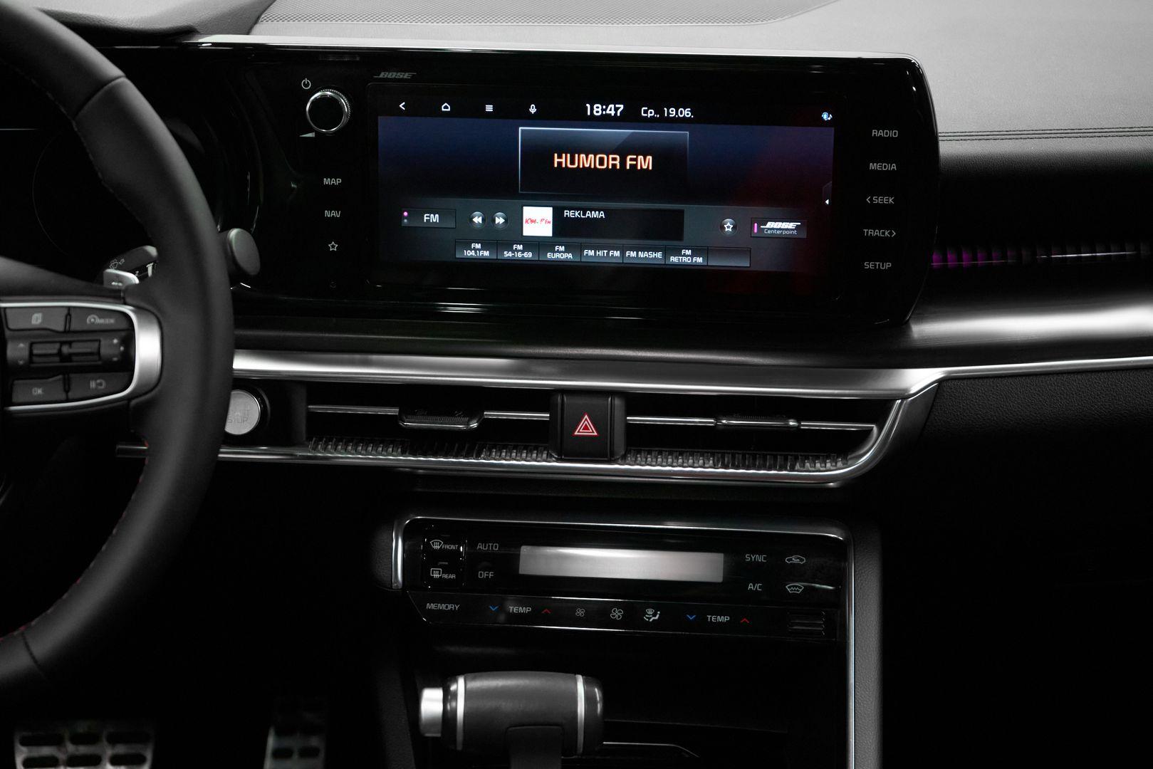 Kia K5 2022, черный