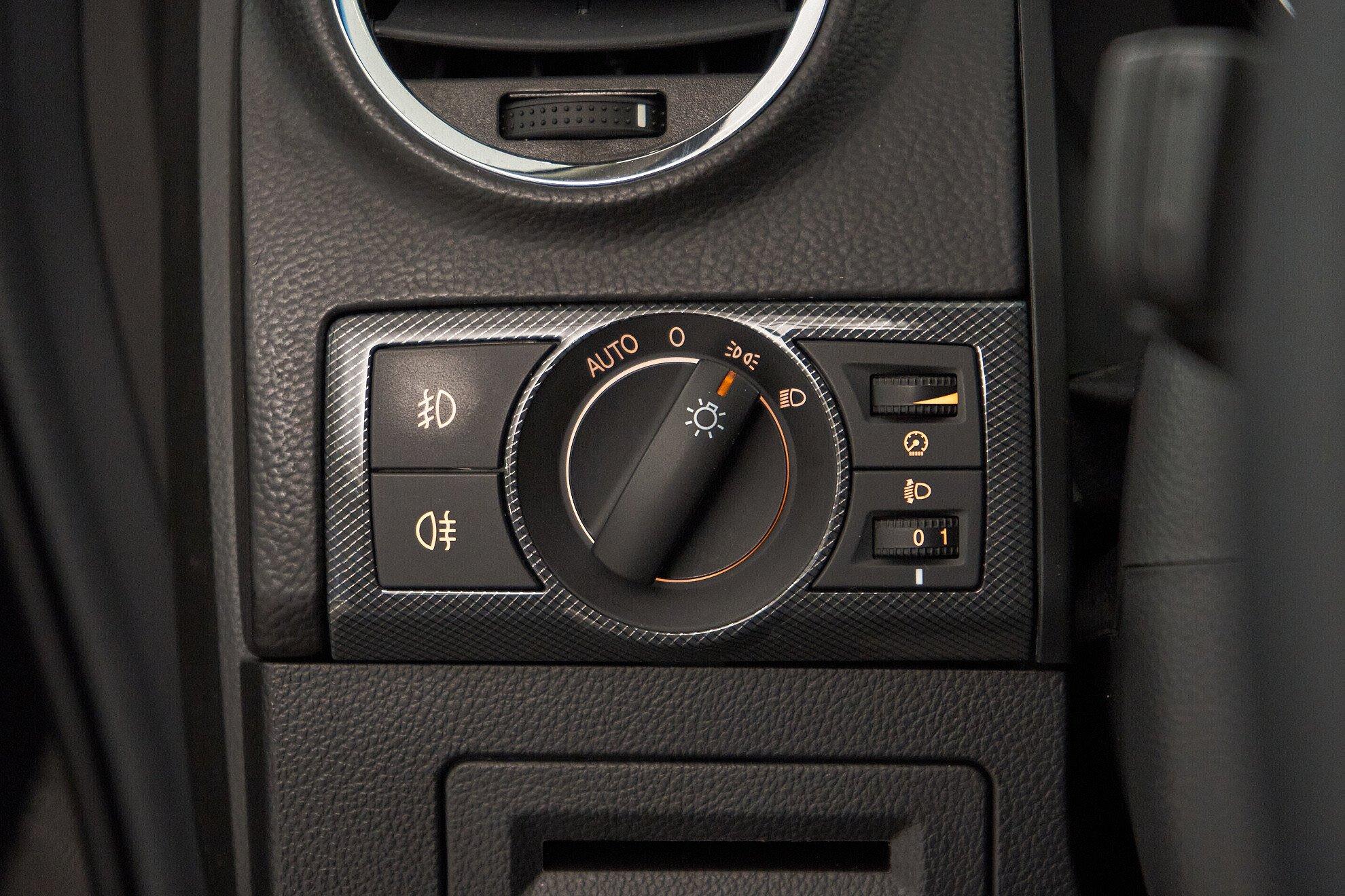 Opel Antara 2014, черный