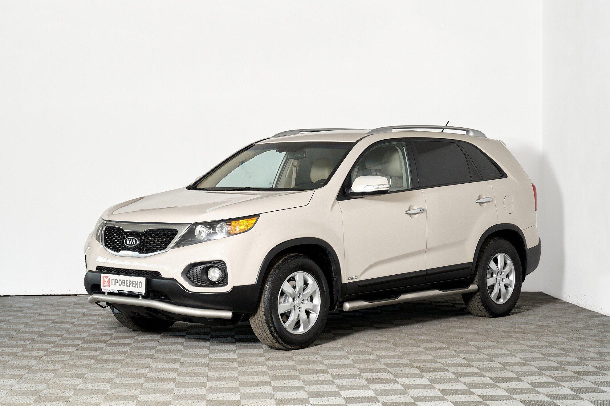 Kia Sorento 2010, бежевый