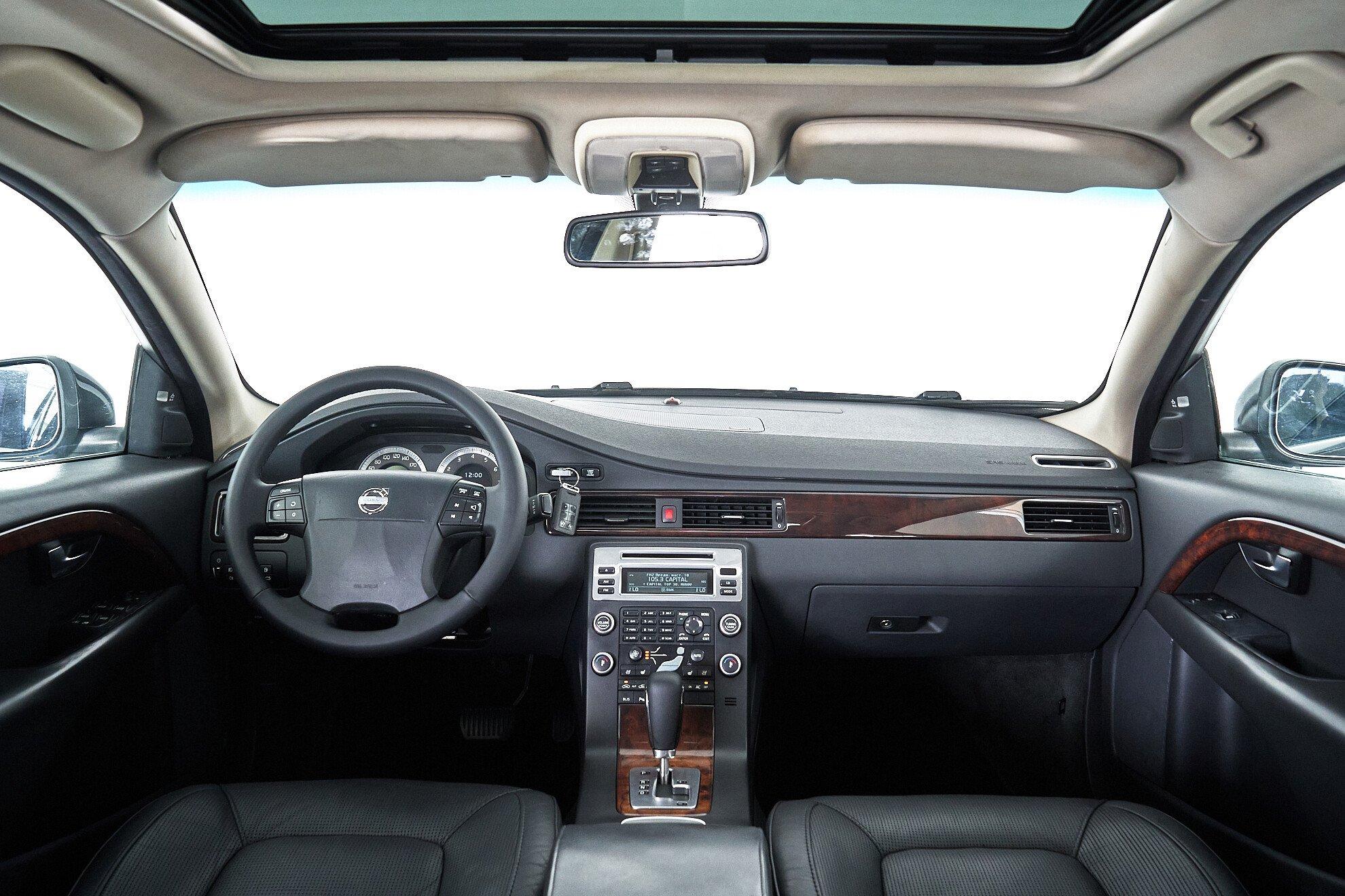 Volvo S80 2009, черный