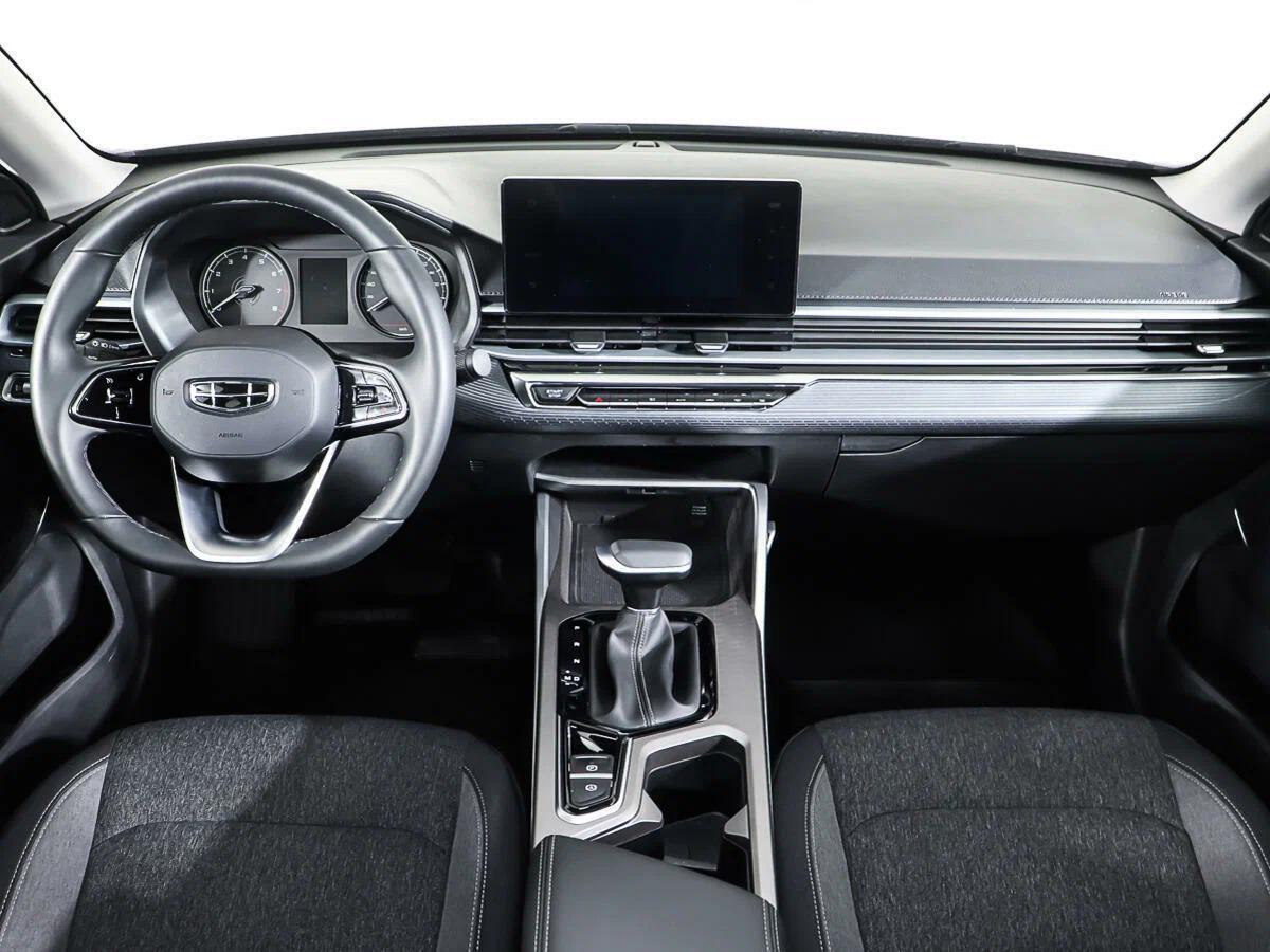 Geely Emgrand 2023, серый