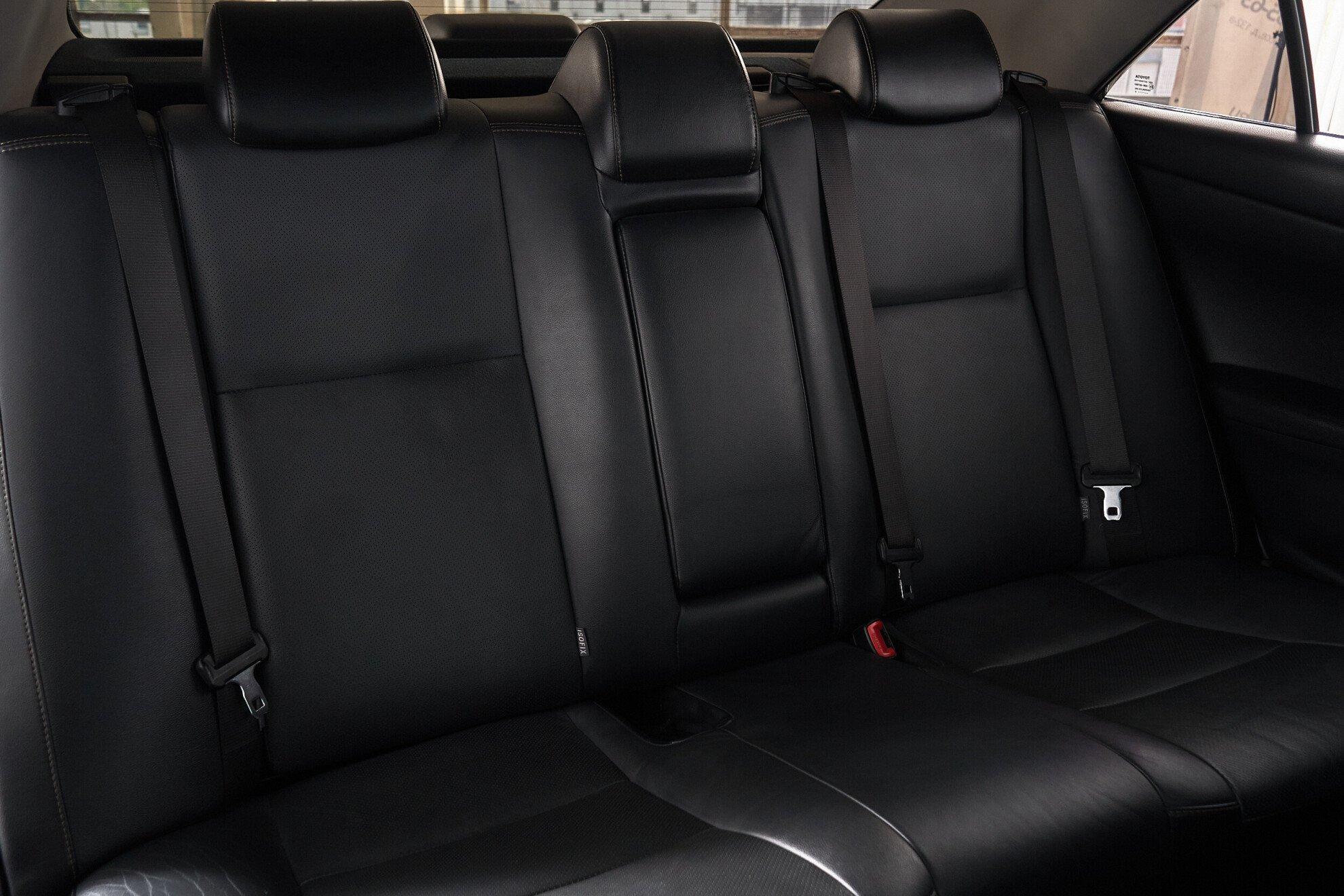 Toyota Camry 2017, черный