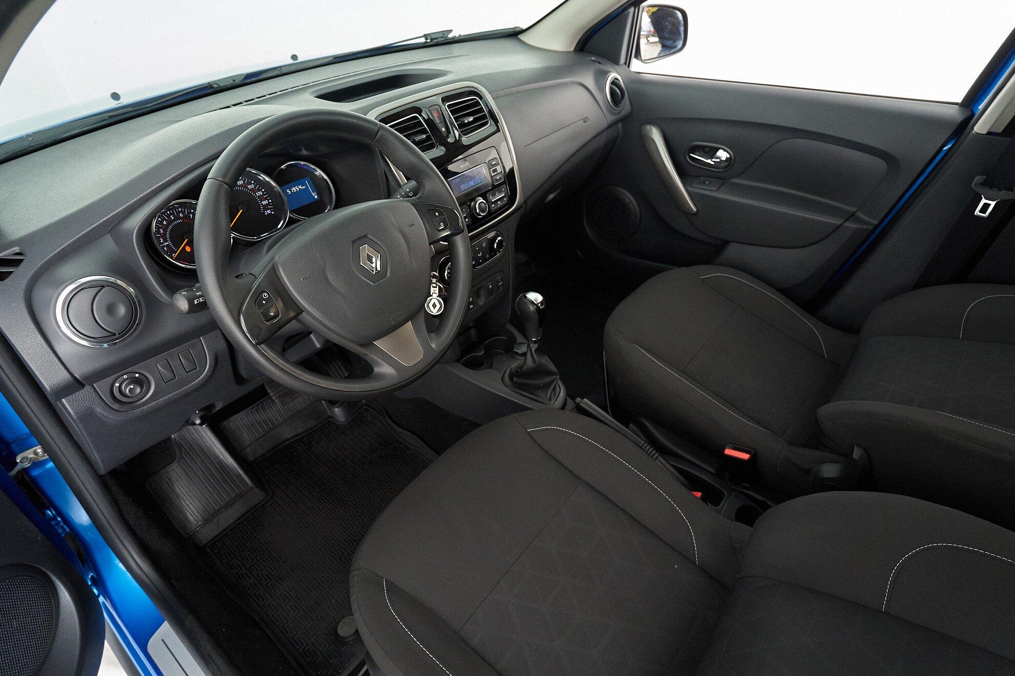Renault Sandero 2018, синий