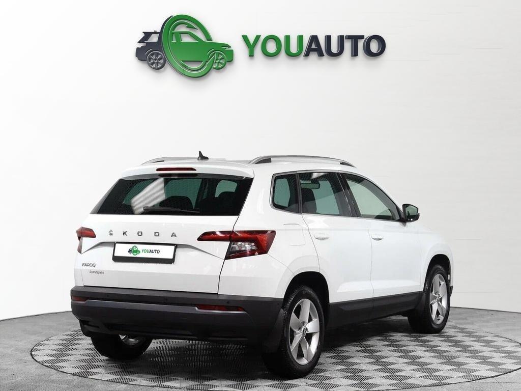 Skoda Karoq 2020, белый