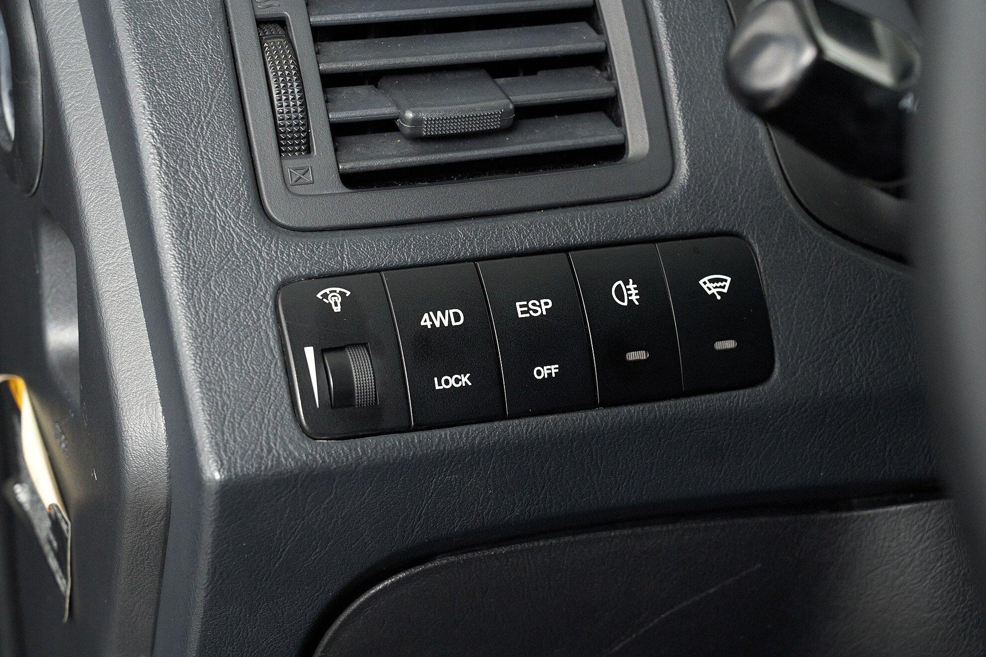 Hyundai Tucson 2008, зеленый