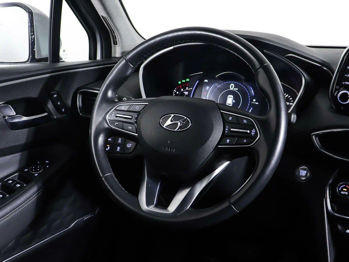 Hyundai Santa Fe 2020, серый