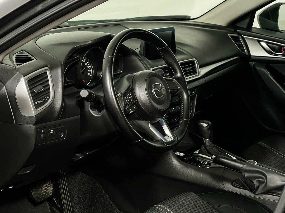 Mazda 3 2019, серый
