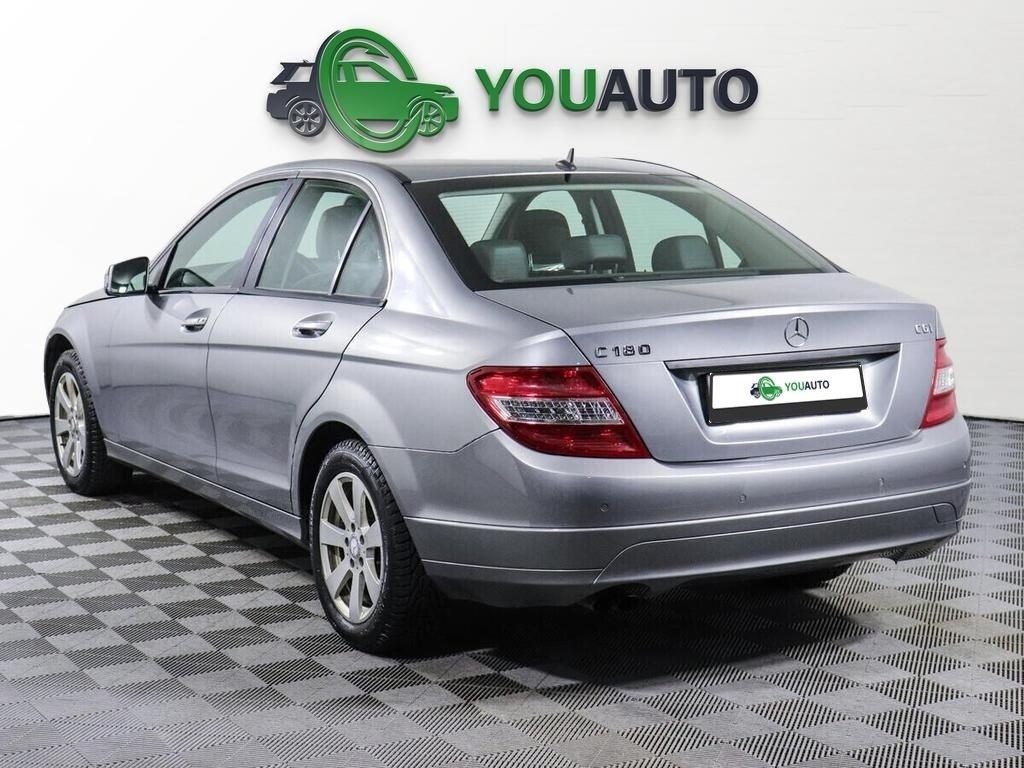 Mercedes-Benz C-Класс 2010, серый