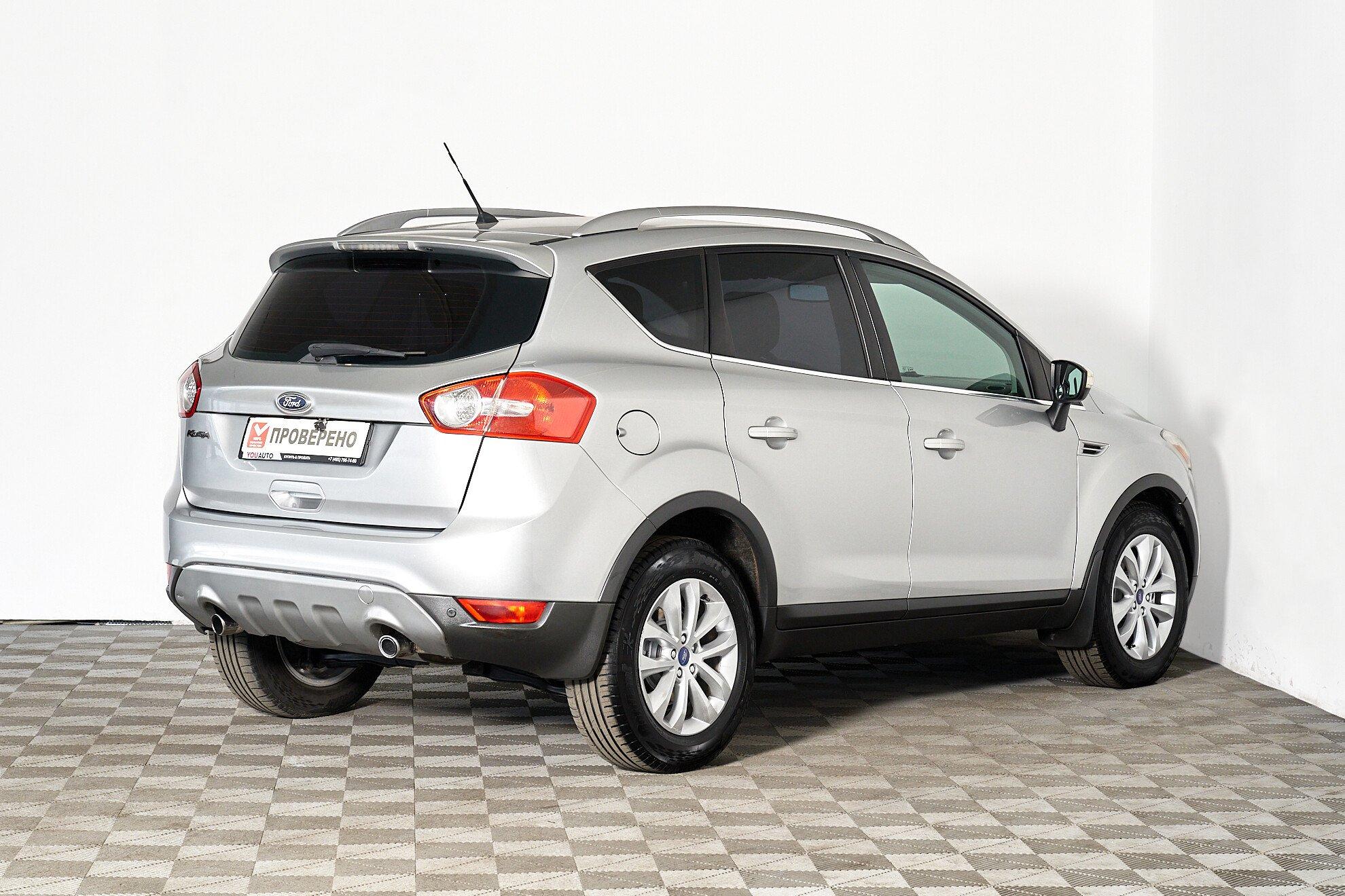 Ford Kuga 2012, серебряный