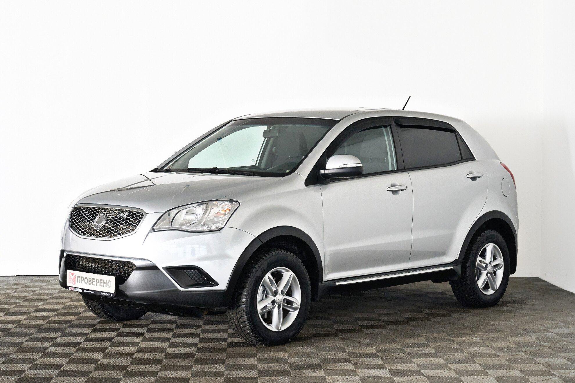 SsangYong Actyon 2012, серебряный