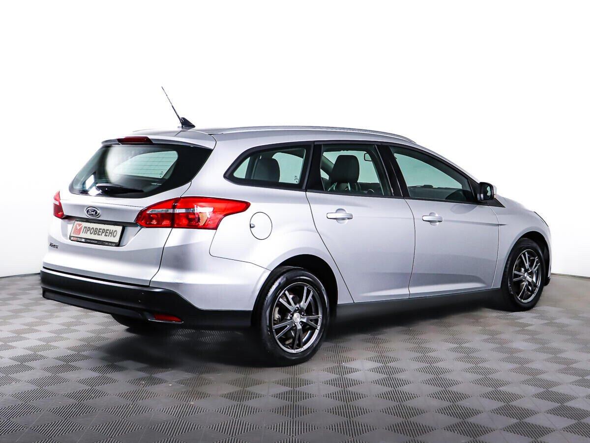 Ford Focus 2018, серебряный