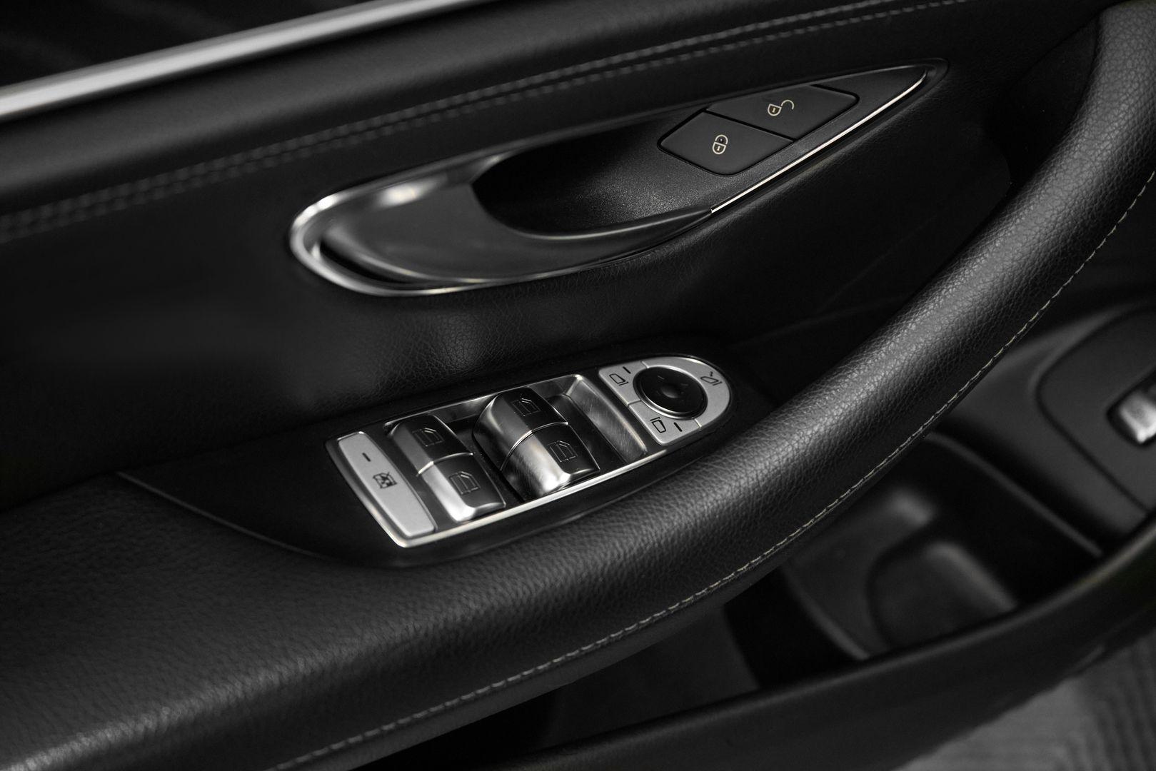 Mercedes-Benz E-Класс 2018, черный