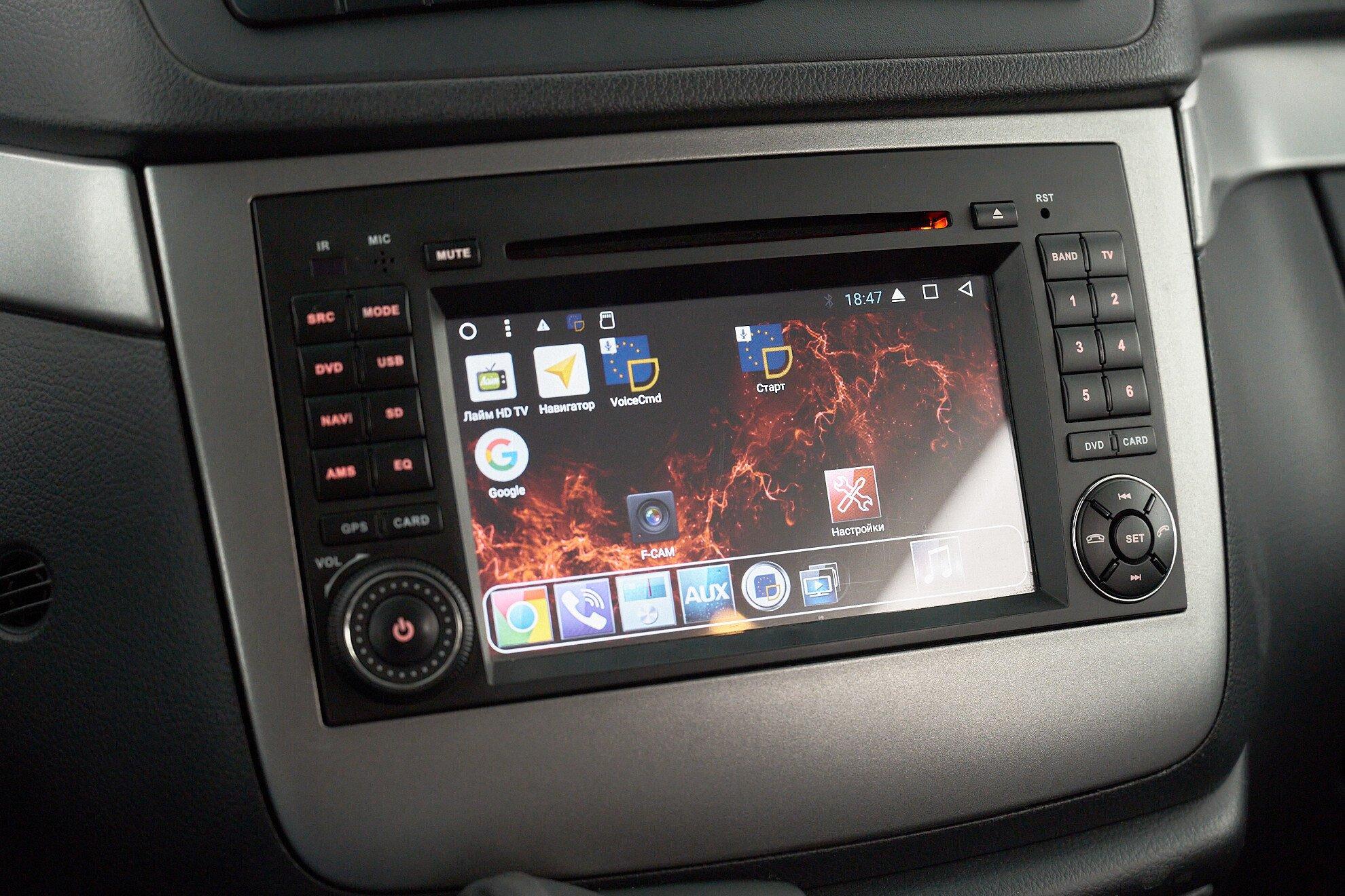 Mercedes-Benz Viano 2012, черный