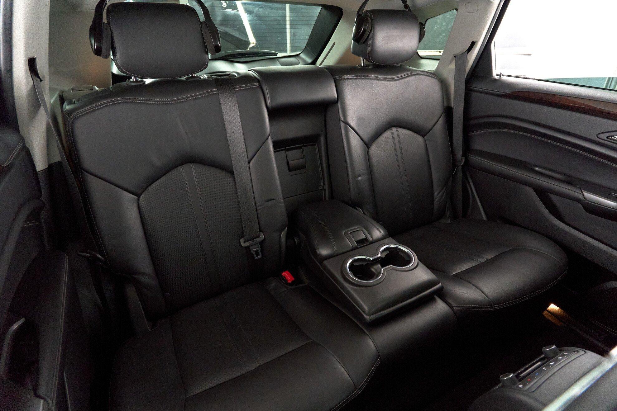 Cadillac SRX 2012, черный