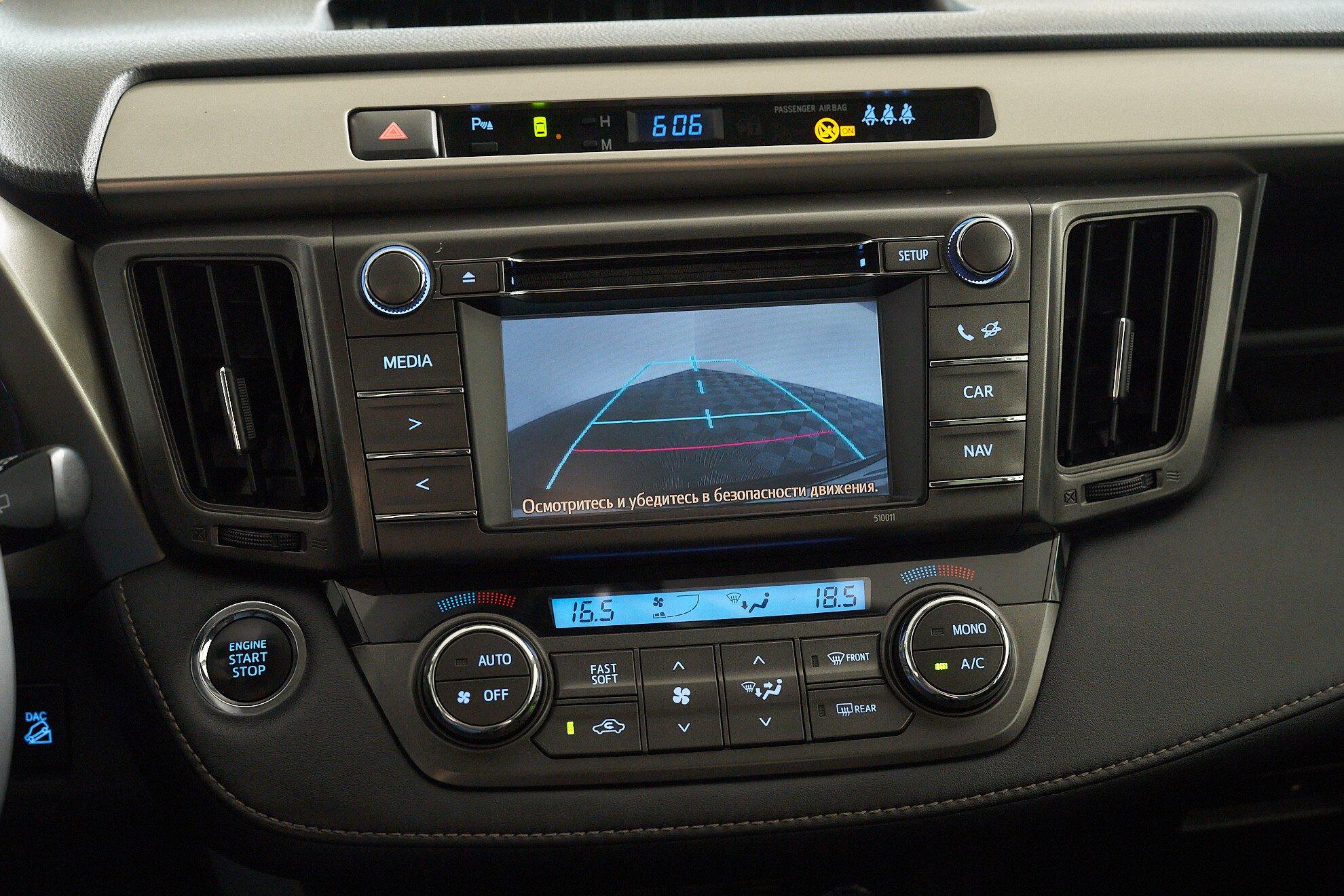 Toyota RAV4 2013, черный
