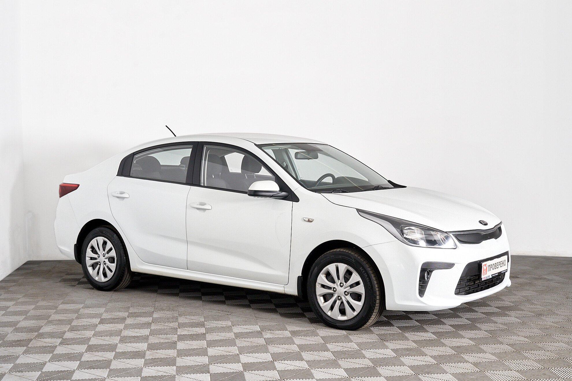 Kia Rio 2019, белый