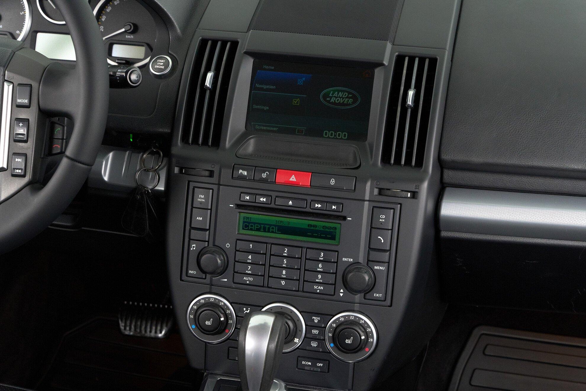 Land Rover Freelander 2009, серый