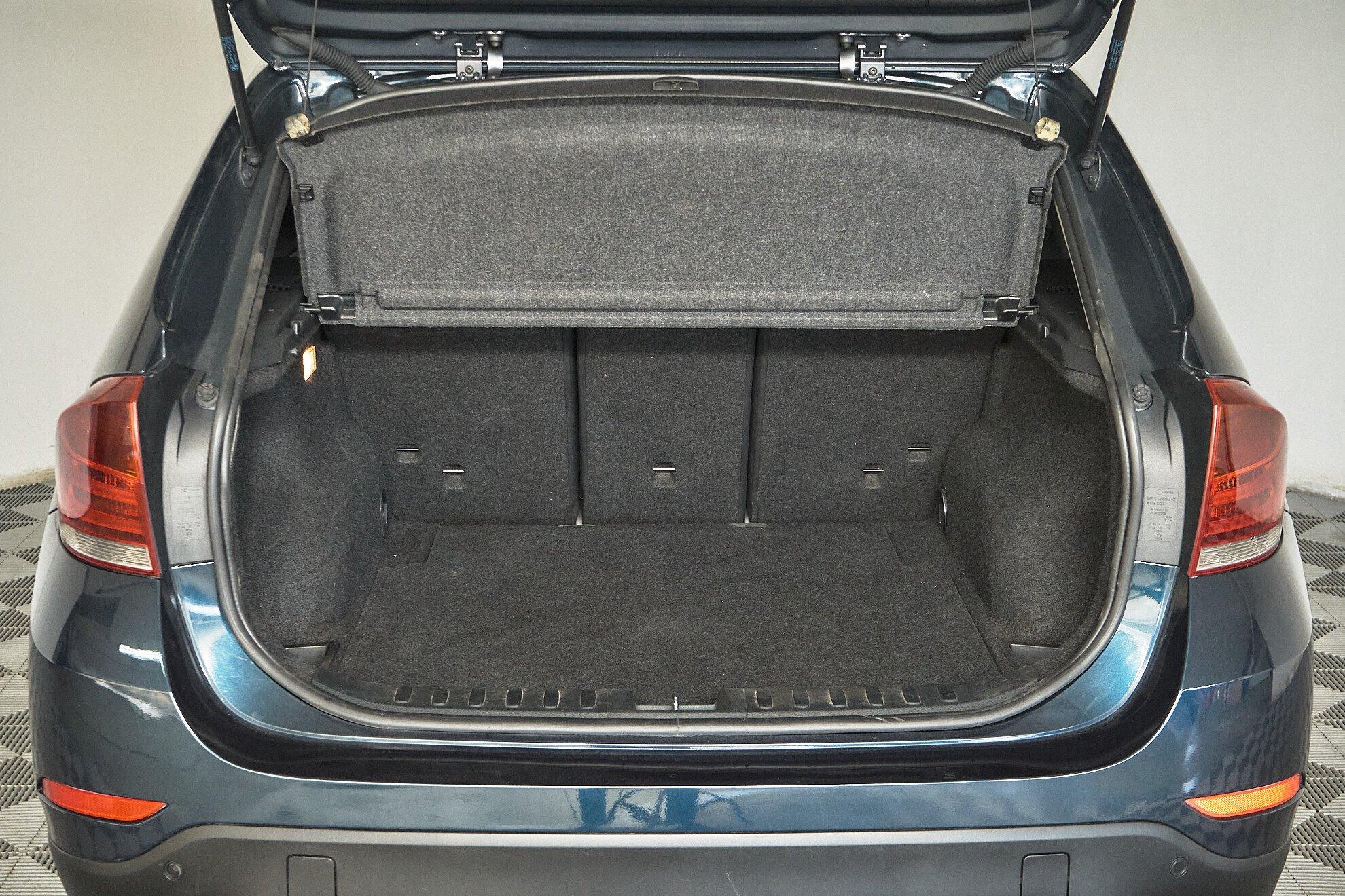 BMW X1 2012, синий